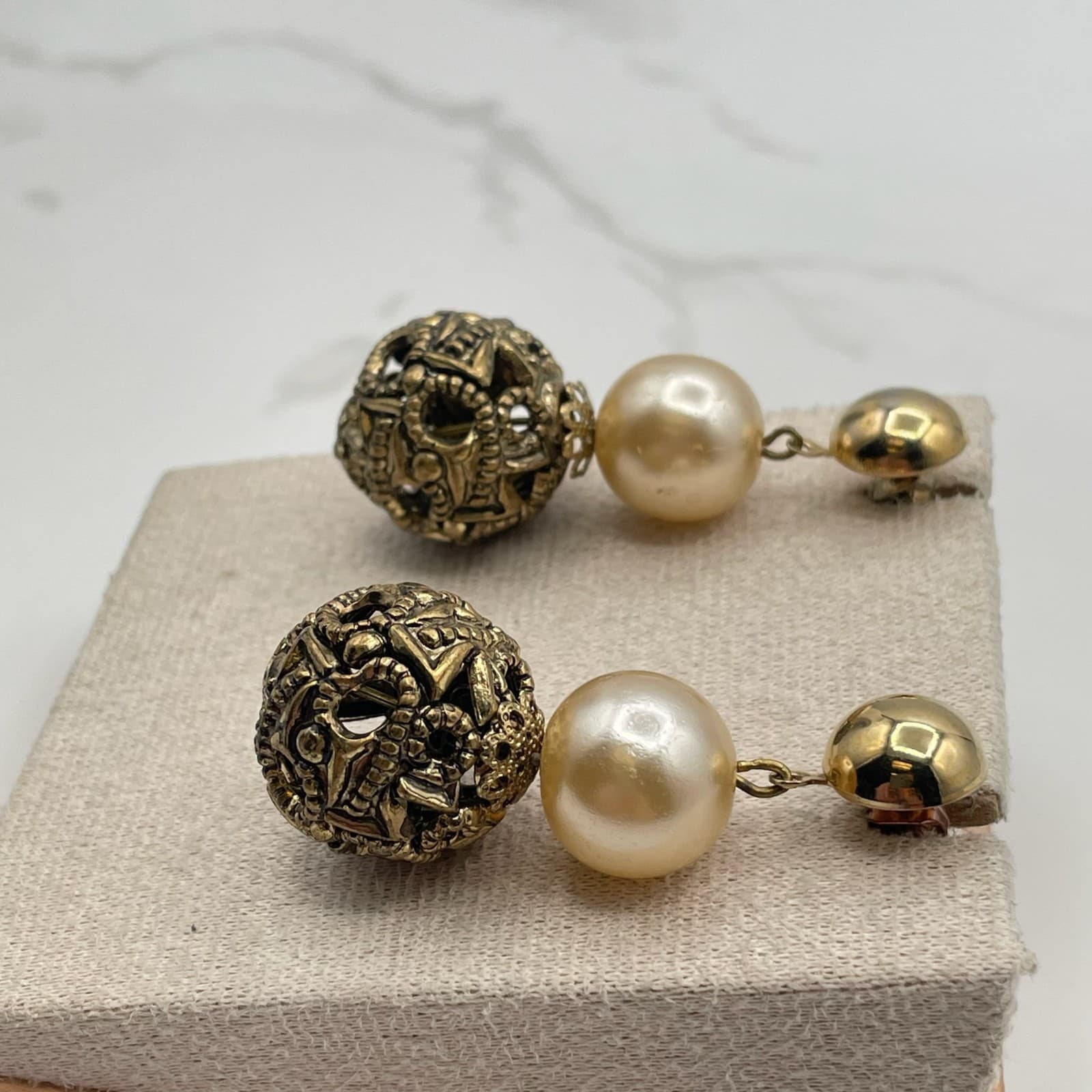 Vintage Faux Pearl Dangle Earrings Ornate Filigree Gold Tone Ball Post Back - Thumbnail 7