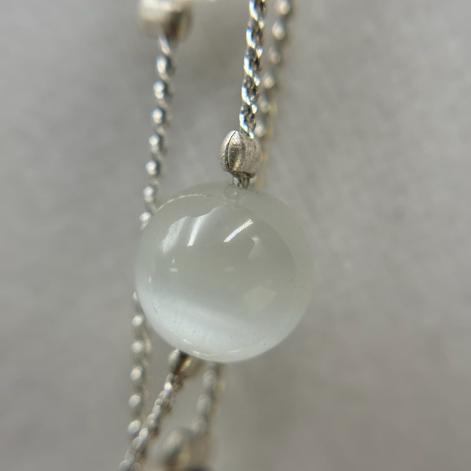 Vintage VTG Dual Strand Pendant Necklace White Cats Eye Stone Silver Tone Beaded - Thumbnail 3