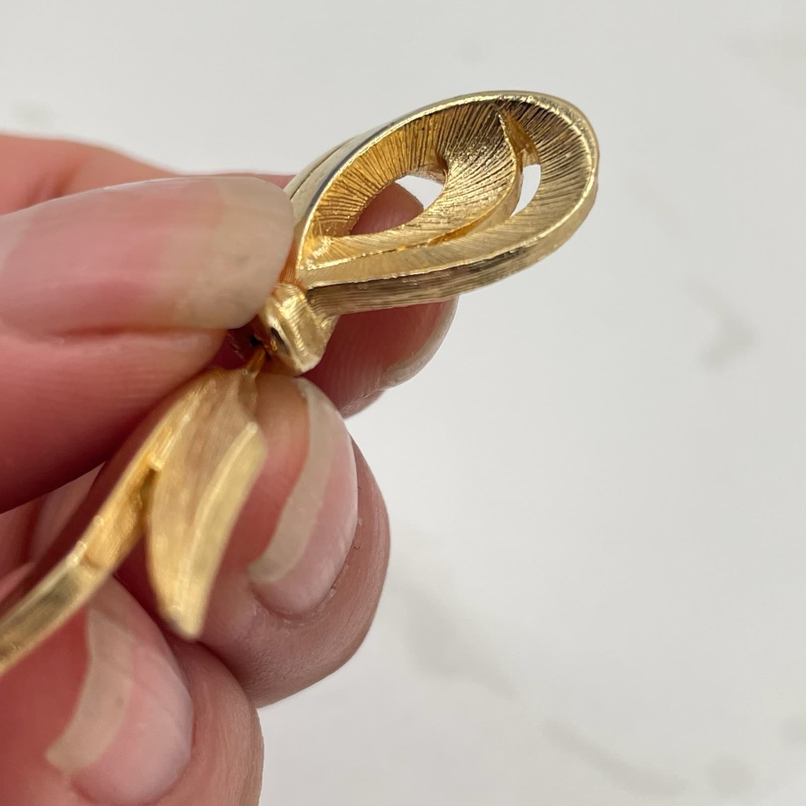 Vintage Gold Tone Figural Dancer Brooch Lapel Pin Modernist Geometric Art Deco - Thumbnail 9