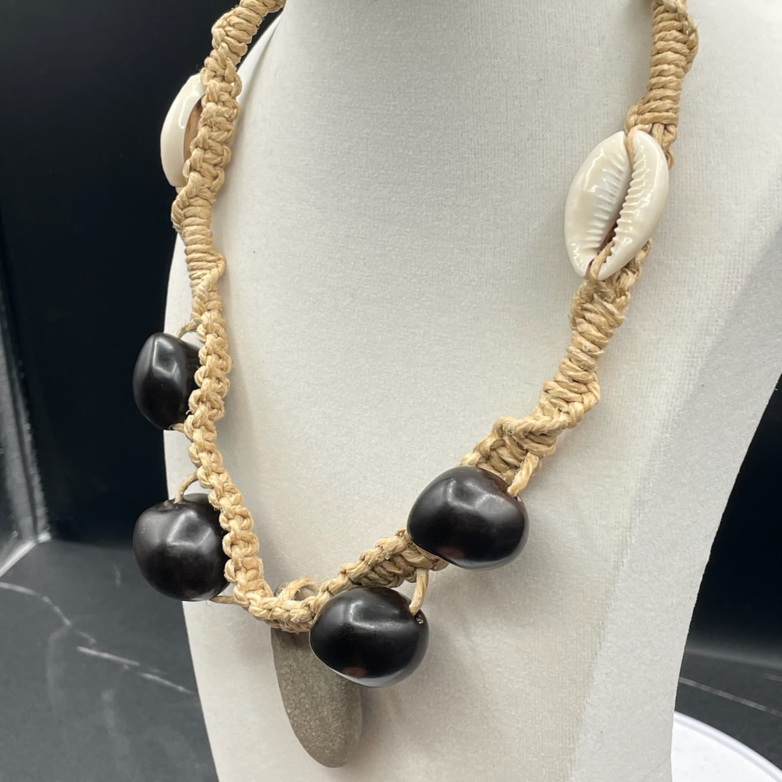 Vintage Handmade Womens Black Mother Of Pearl & Shell Fashion Pendant Necklace - Thumbnail 10