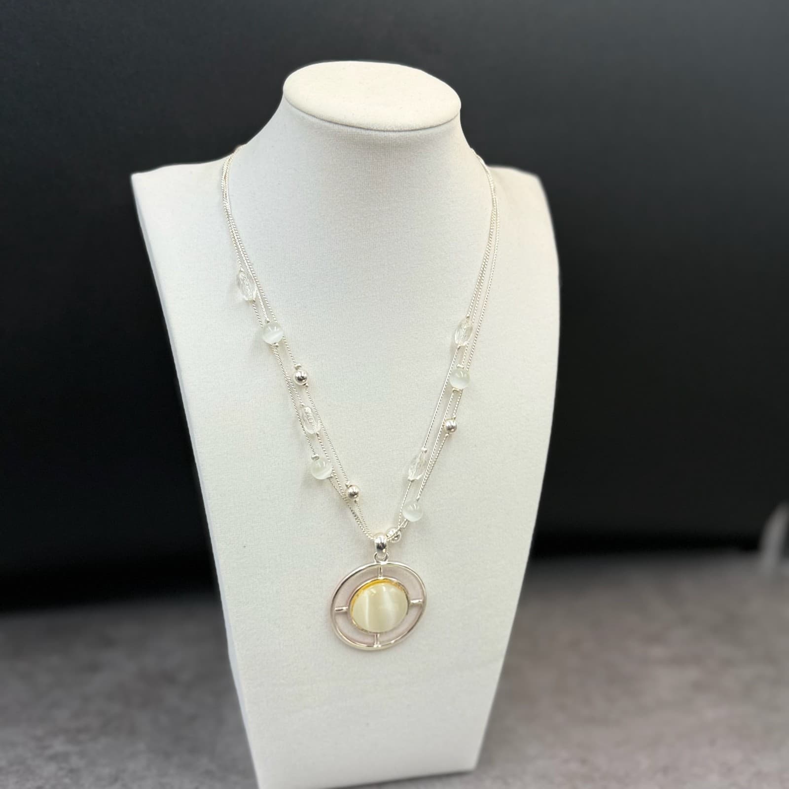 Vintage VTG Dual Strand Pendant Necklace White Cats Eye Stone Silver Tone Beaded - Thumbnail 10