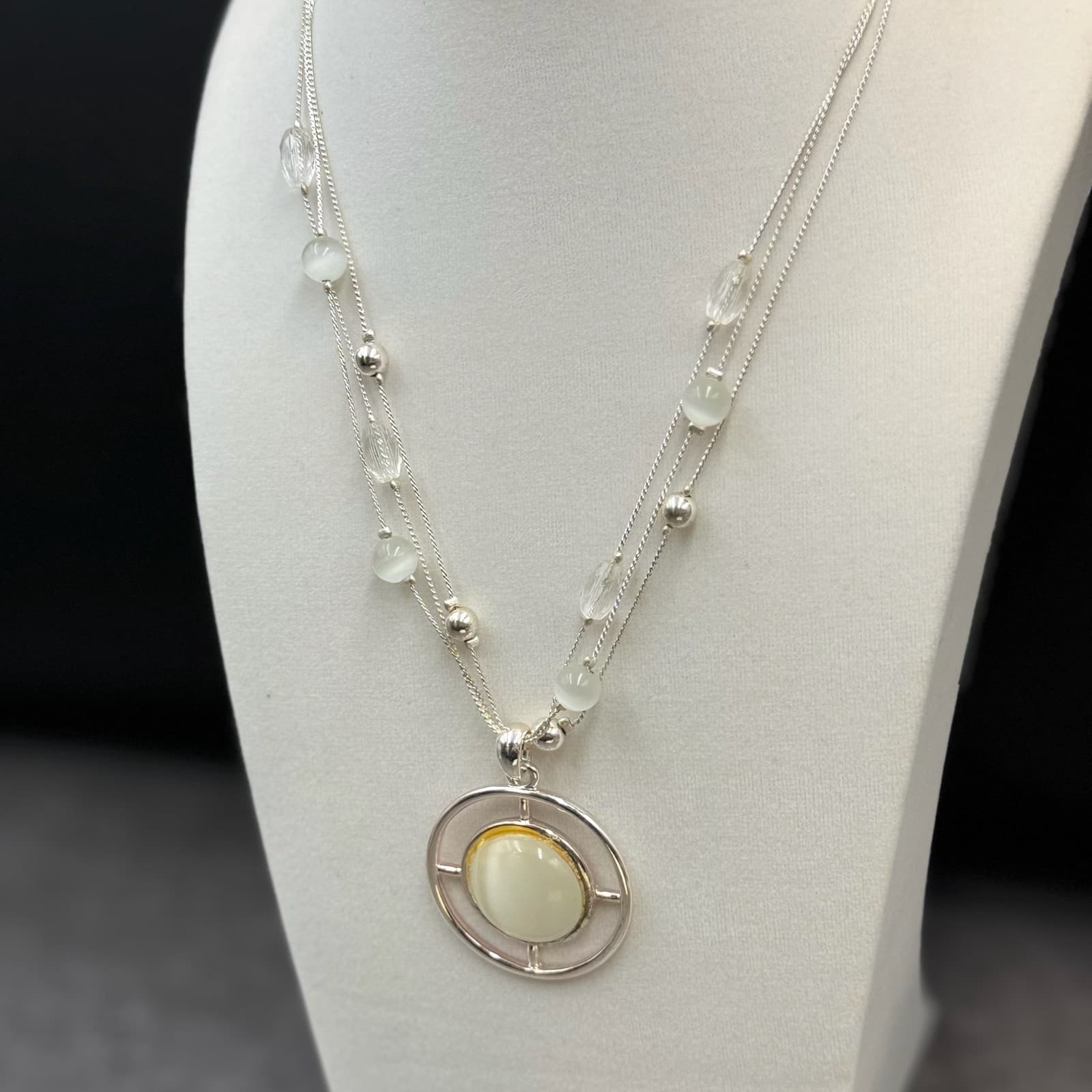 Vintage VTG Dual Strand Pendant Necklace White Cats Eye Stone Silver Tone Beaded - Thumbnail 8