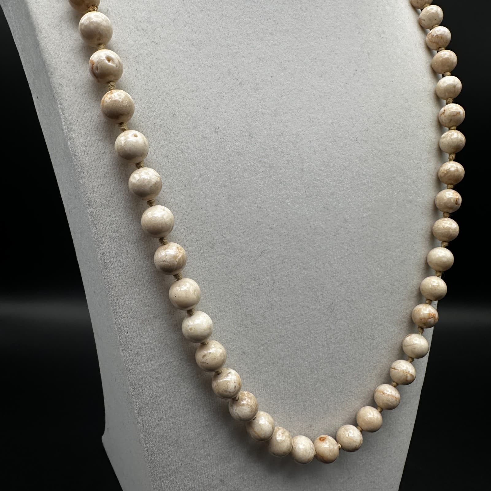 Vintage 90s Natural Treated Jasper Stone Bead Strand Necklace Cream Jewelry - Thumbnail 3