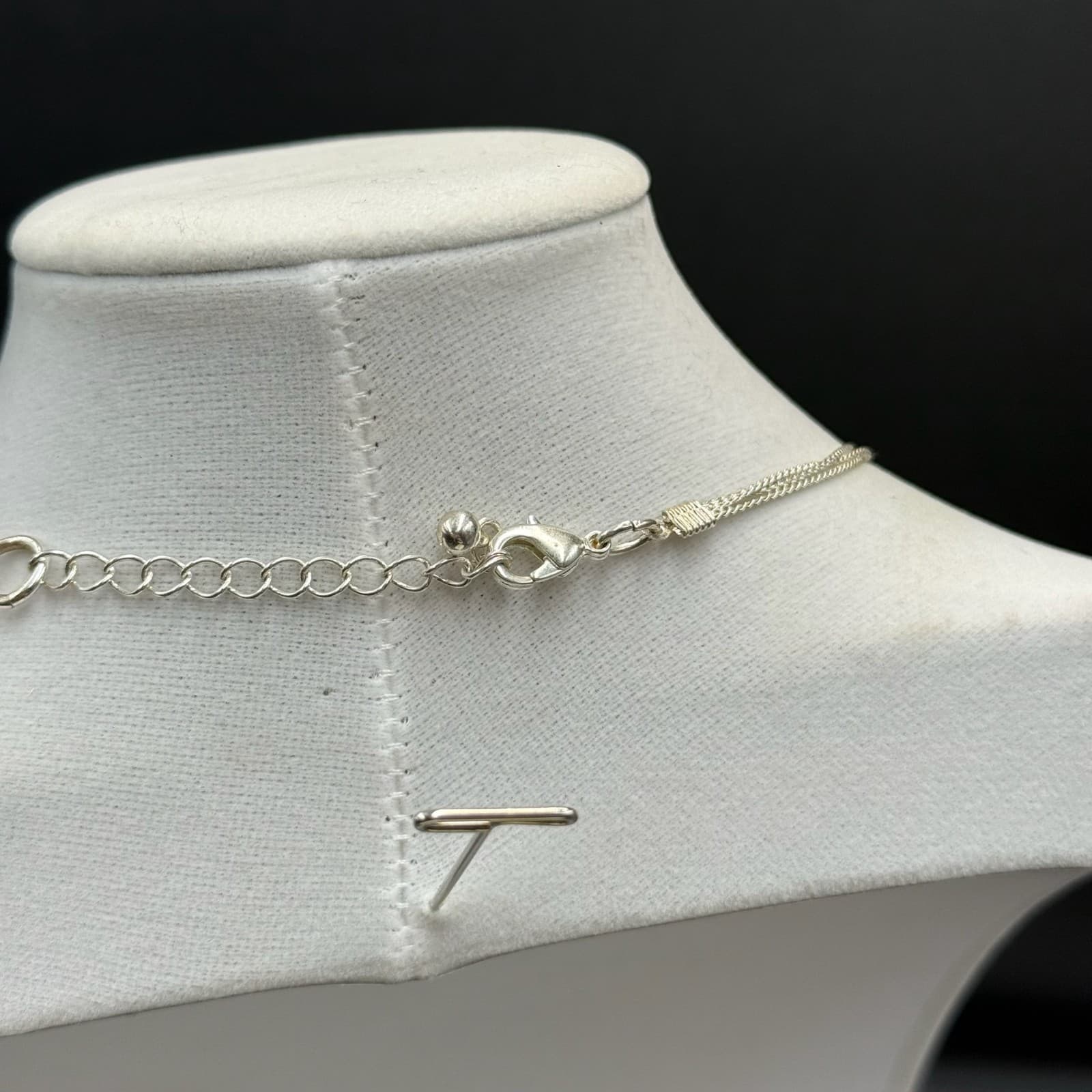 Vintage VTG Dual Strand Pendant Necklace White Cats Eye Stone Silver Tone Beaded - Thumbnail 5