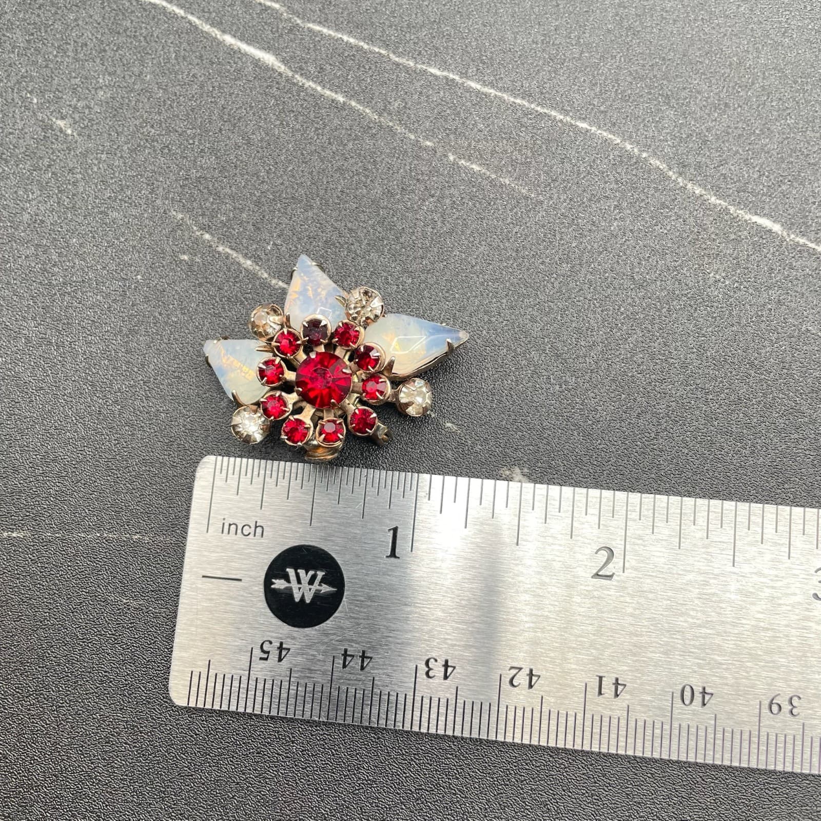 Vintage Mid-Century Gold-Tone Classic Prong Rhinestone Faceted Opals Brooch Pin - Thumbnail 6