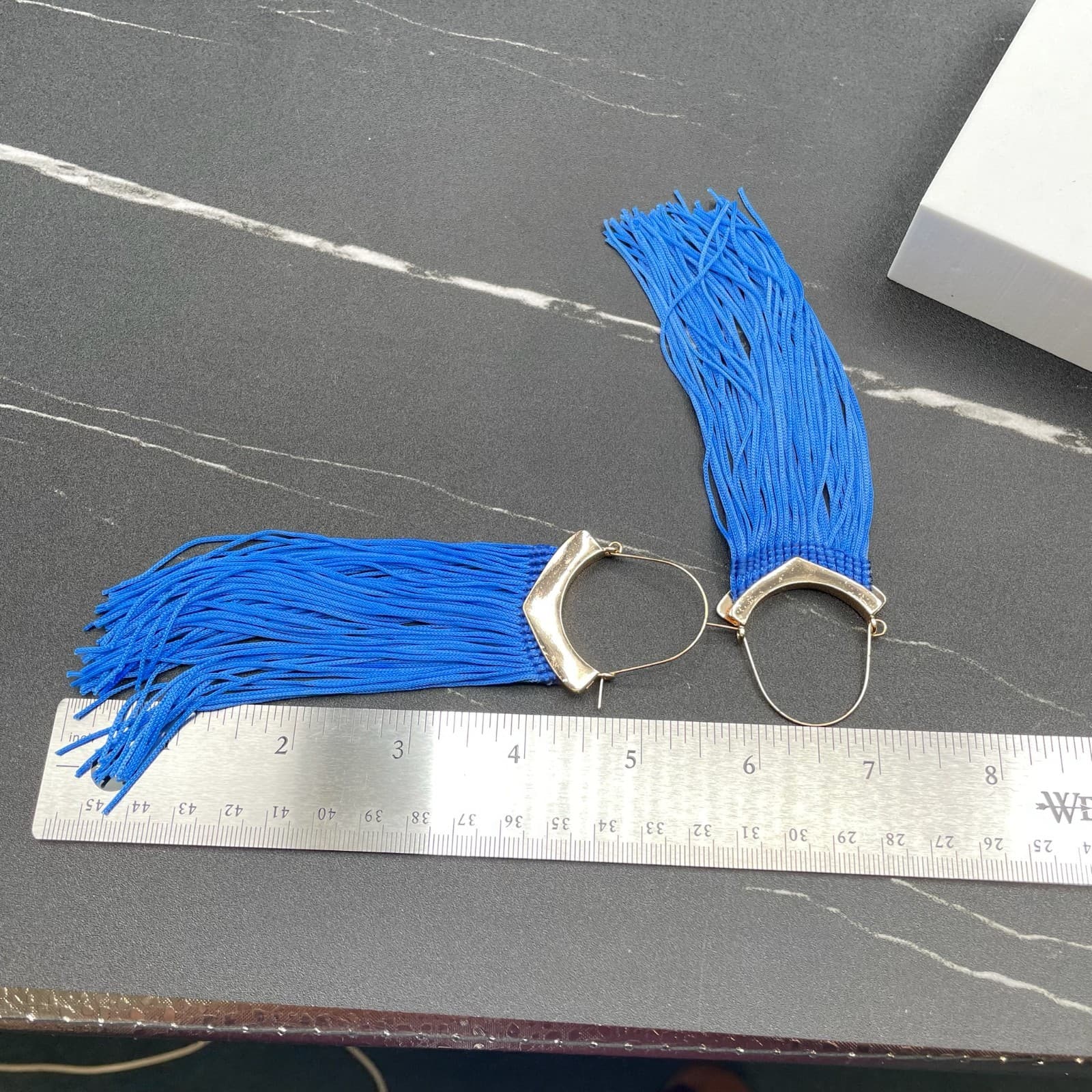 Modern Gold-Tone Fashion Blue Tassel Fringe Shoulder-Duster Hoop Earrings - Thumbnail 8