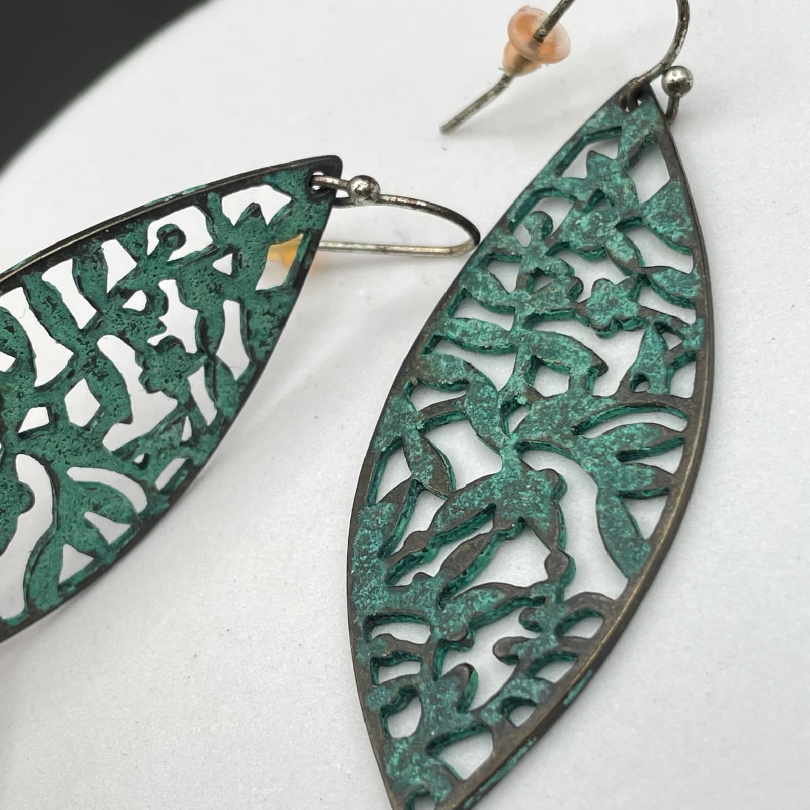 Vintage Ethnic Skeleton Leaf Bronze Turquoise Patina Finish Hook Earrings - Thumbnail 6