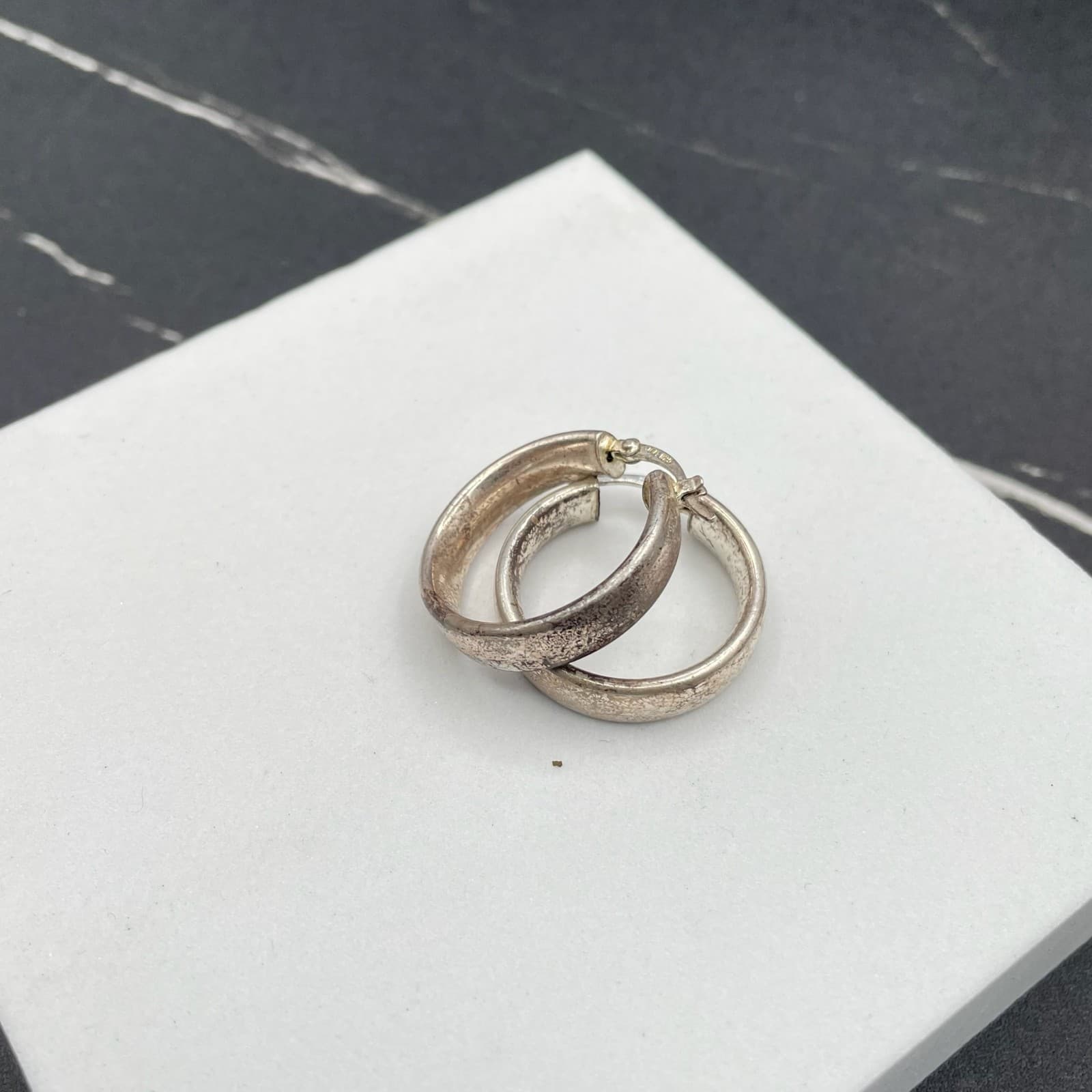 Vintage JCM 925 Hoop Hinged Post Earrings - Thumbnail 4