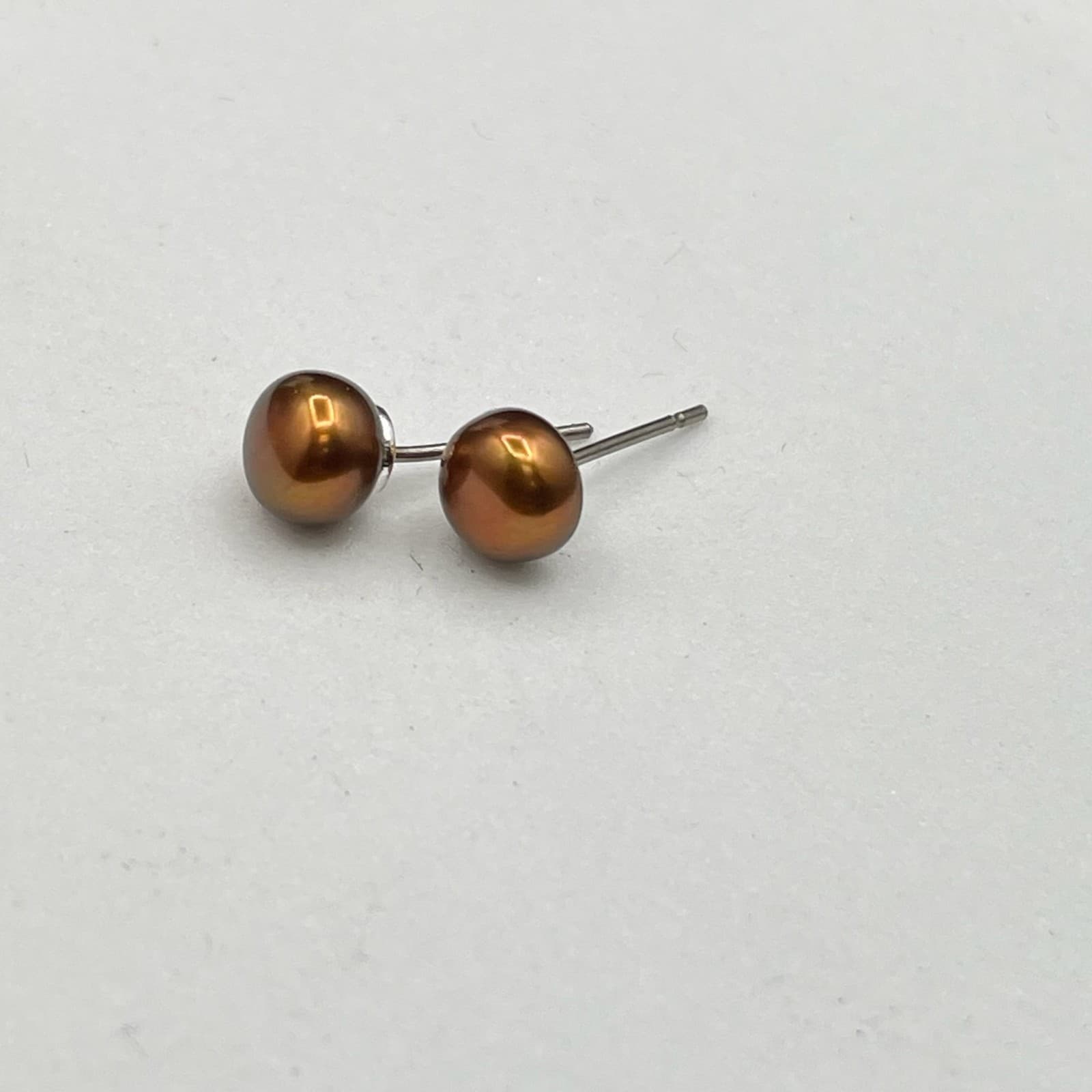 Contemporary Classic Bronze-Tone Freshwater Cultured Button Pearl Stud Earrings - Thumbnail 7