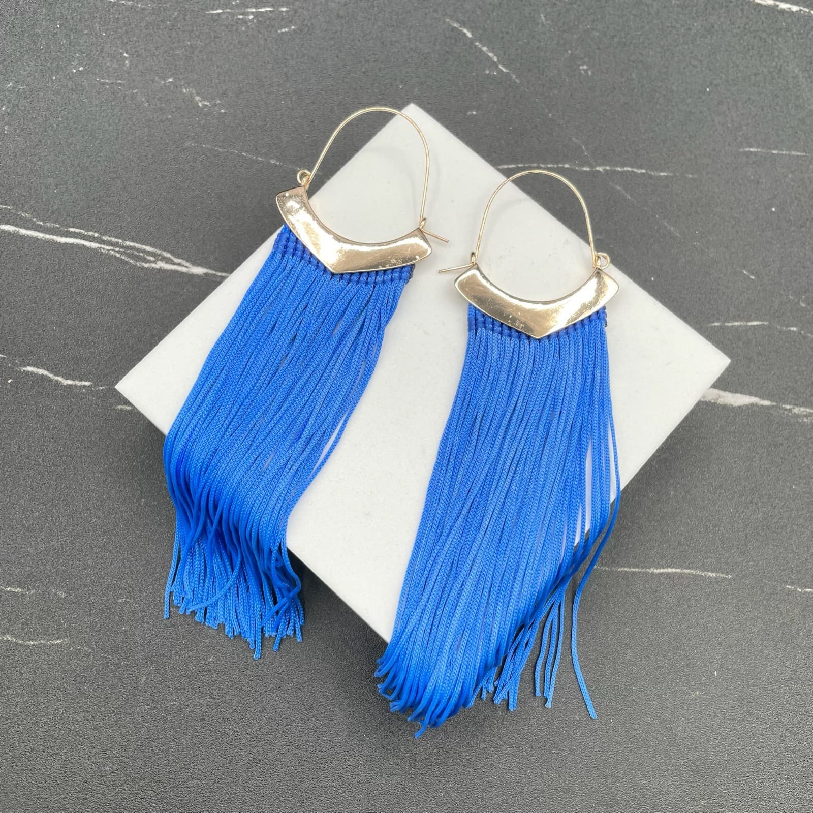 Modern Gold-Tone Fashion Blue Tassel Fringe Shoulder-Duster Hoop Earrings - Thumbnail 2