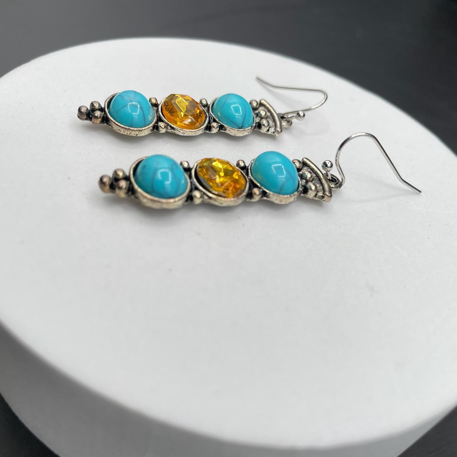 Vintage Turquoise & Amber Plastic Silver-Tone Tear-Drop Fashion Dangle Earrings - Thumbnail 3