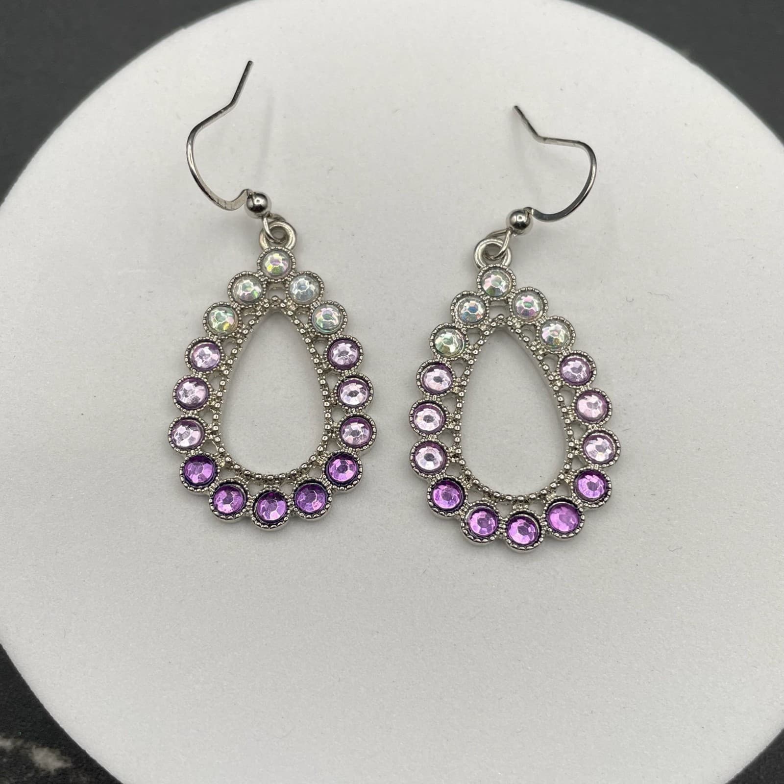 Vintage Purple White Crystal Stone Ombré Silver-Tone Dangle Drop Earrings - Image 1