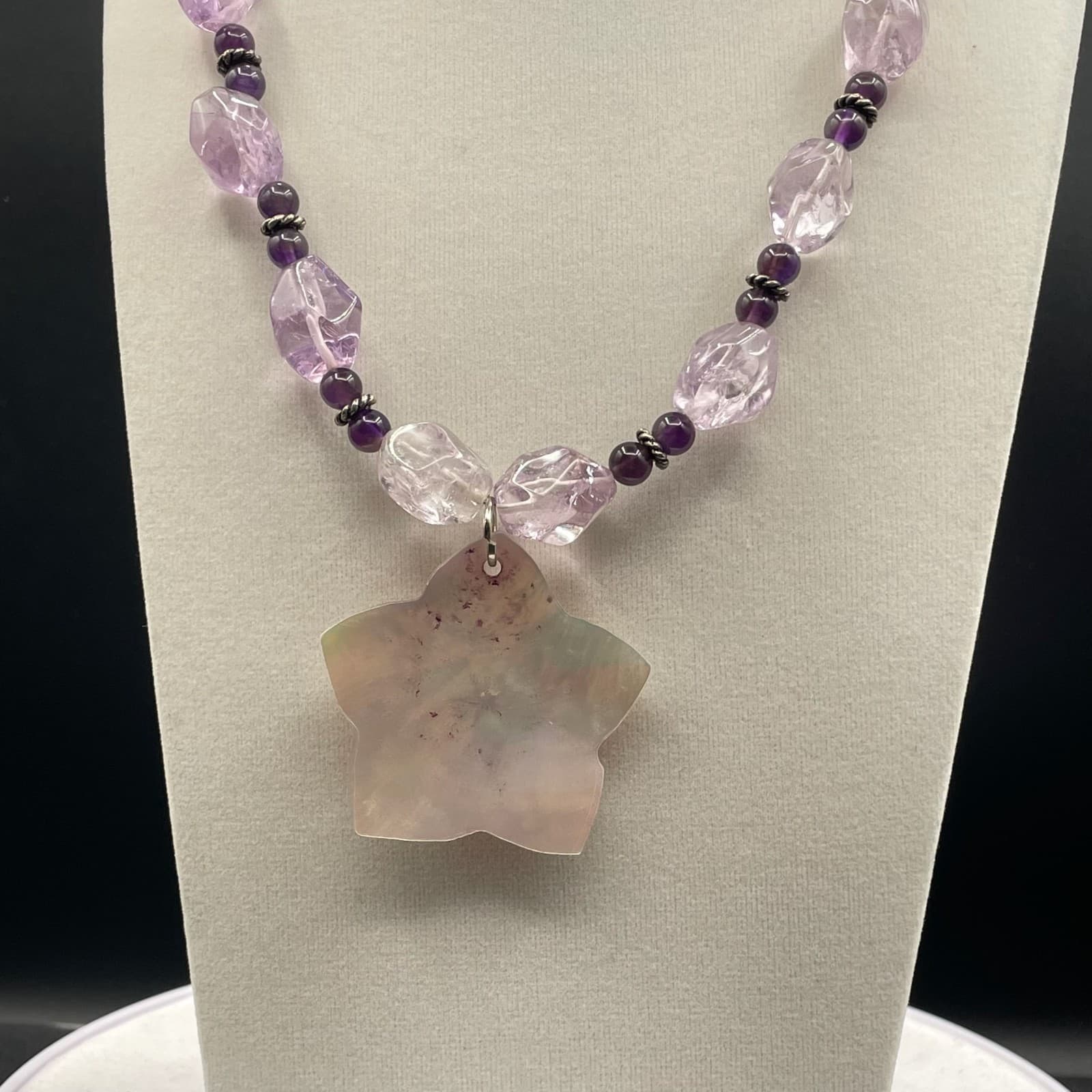 Vintage Amethyst Purple Seashell Beaded Classic Star Charm Pendant Necklace - Thumbnail 3