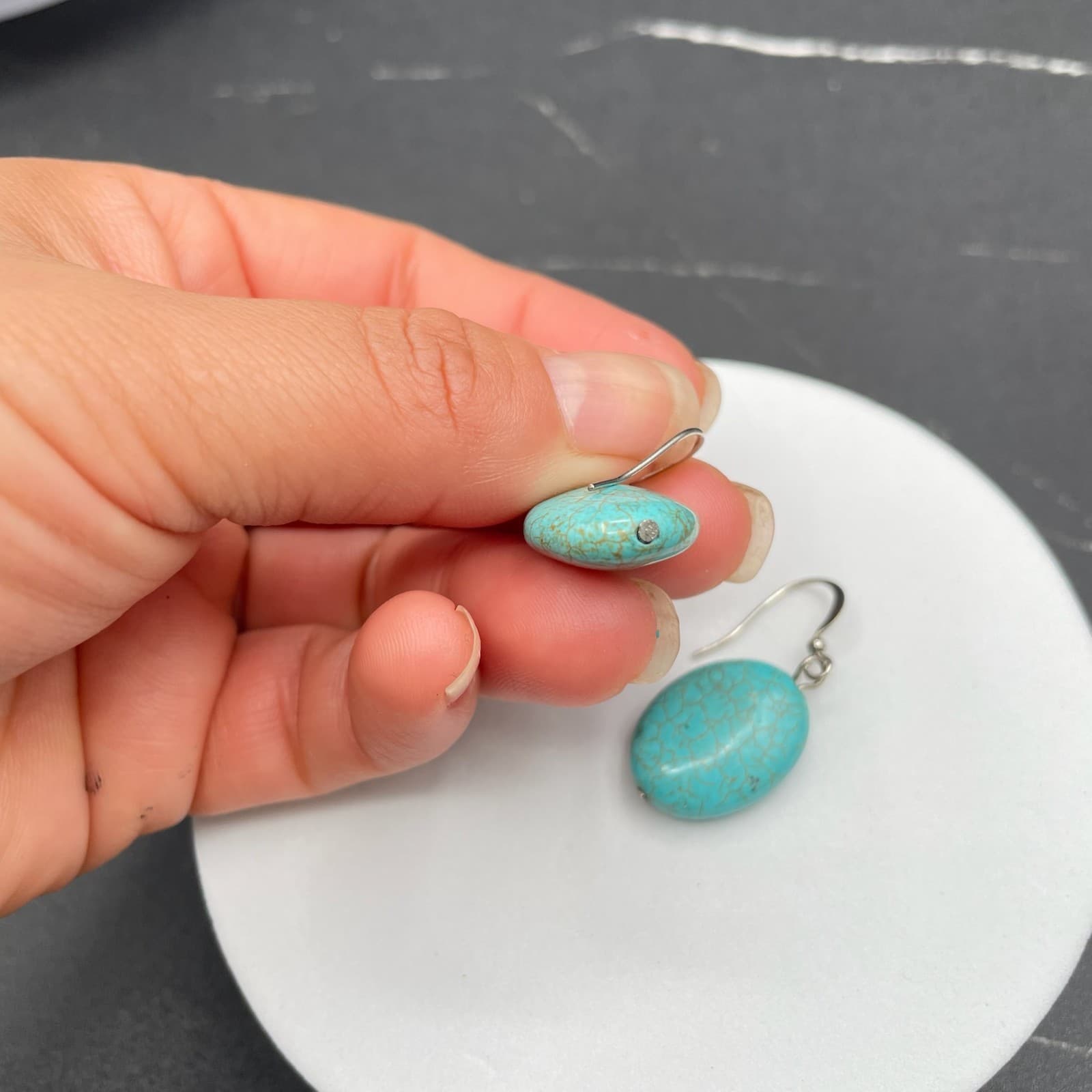 Vintage Silver-Tone Fishhook Faux Cracked Turquoise Drop Earrings Oval Shape - Thumbnail 7