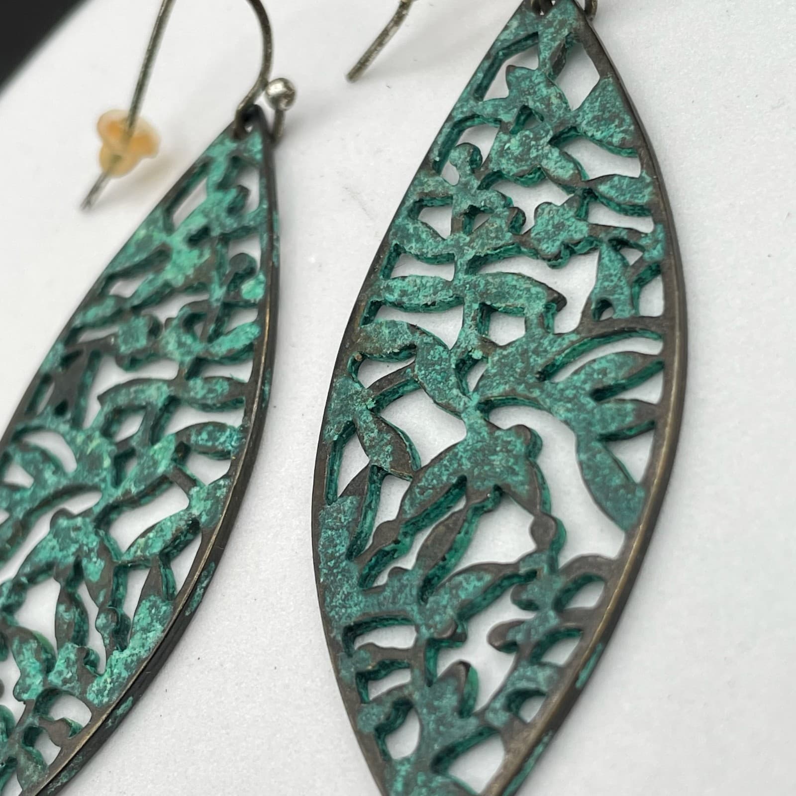 Vintage Ethnic Skeleton Leaf Bronze Turquoise Patina Finish Hook Earrings - Thumbnail 4