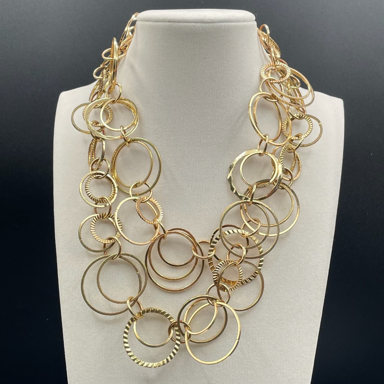 Vintage Daisy Fuentes Gold-Tone Coated Aluminium Multi-Rings Link Statement - Thumbnail 4