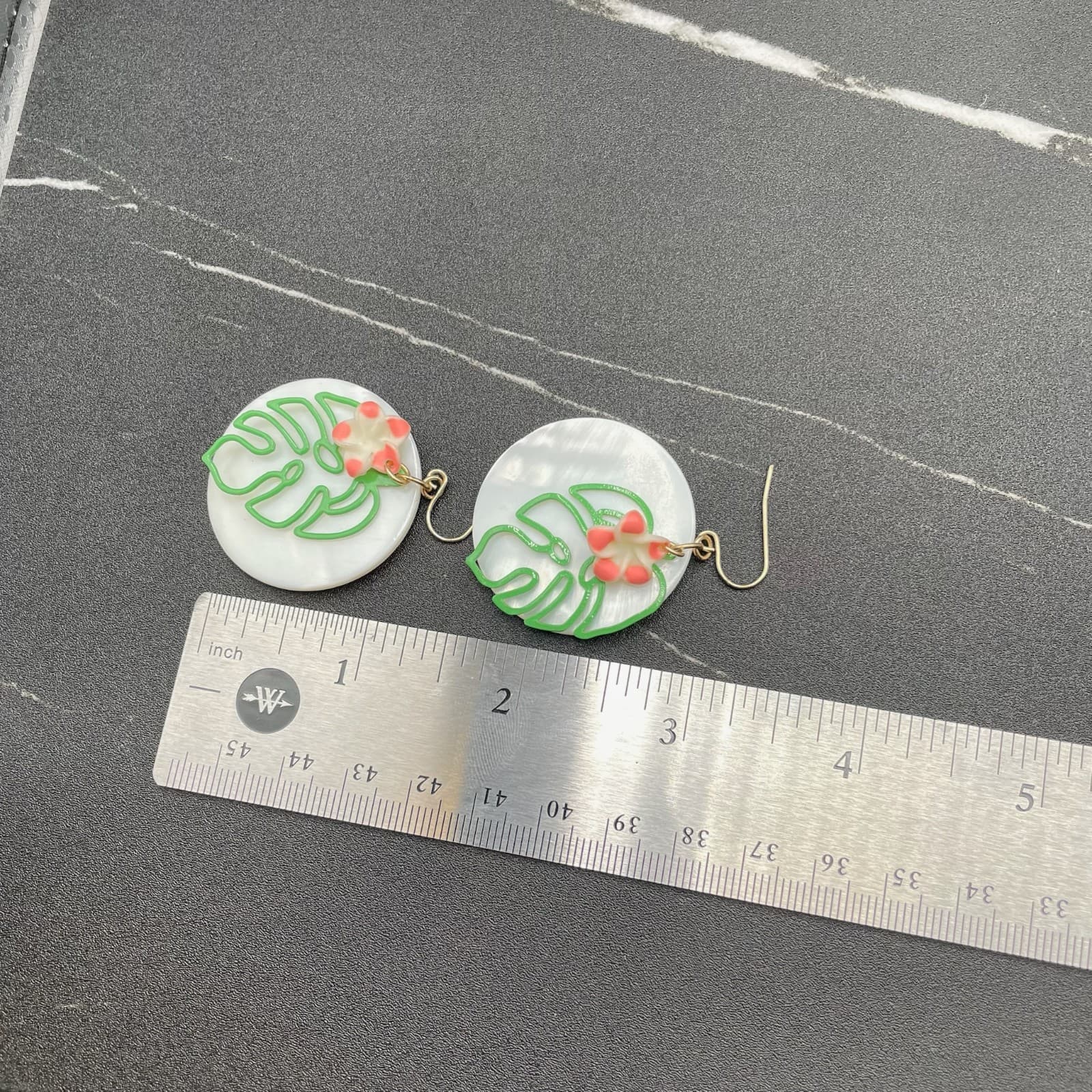 Vintage Handmade Monstera Leaf Gold-Tone Tropical Hook Dangle Drop Earrings - Thumbnail 8