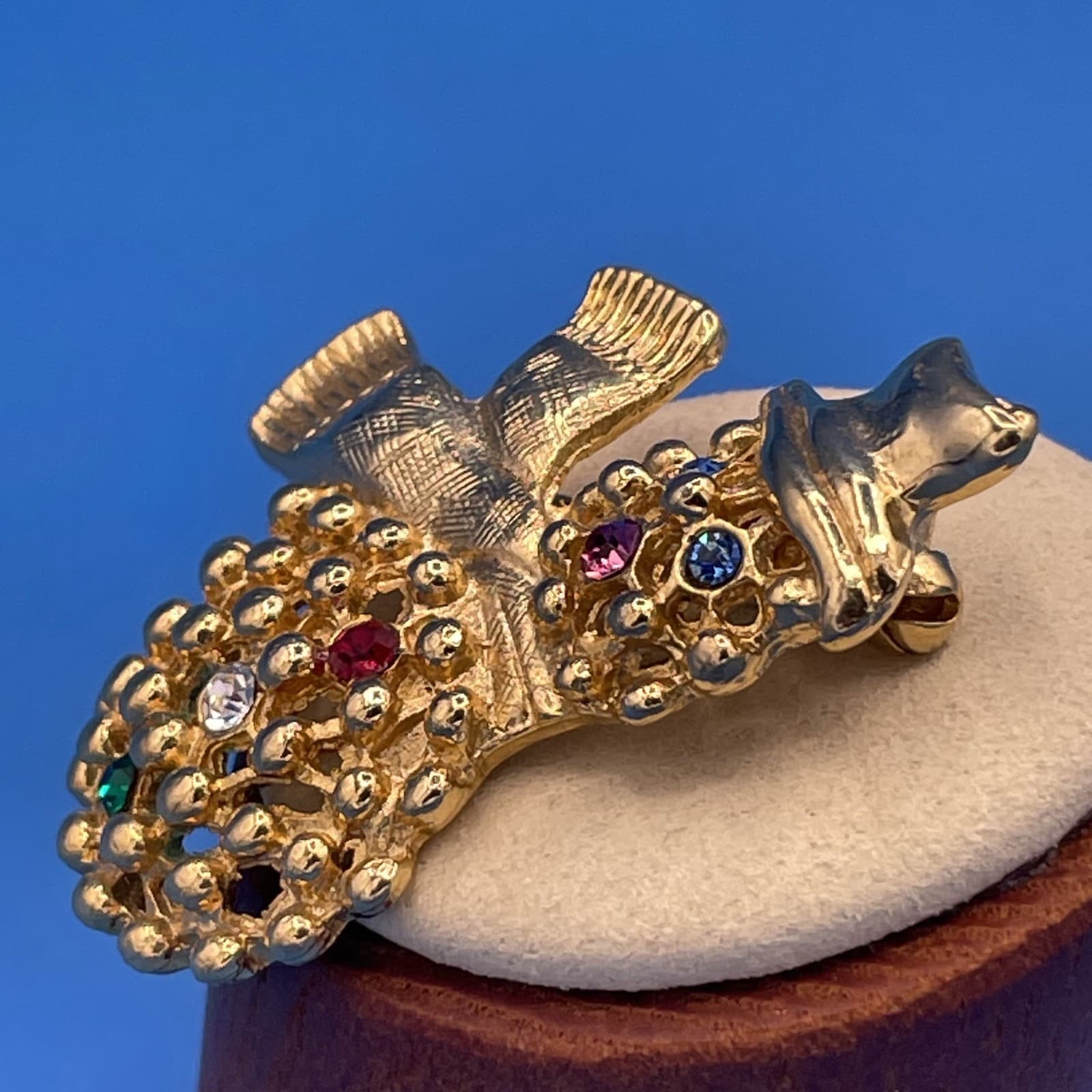 Vintage VTG Gold Tone Snowman Brooch Pin Scarf Multi-Color Rhinestone Christmas - Thumbnail 5