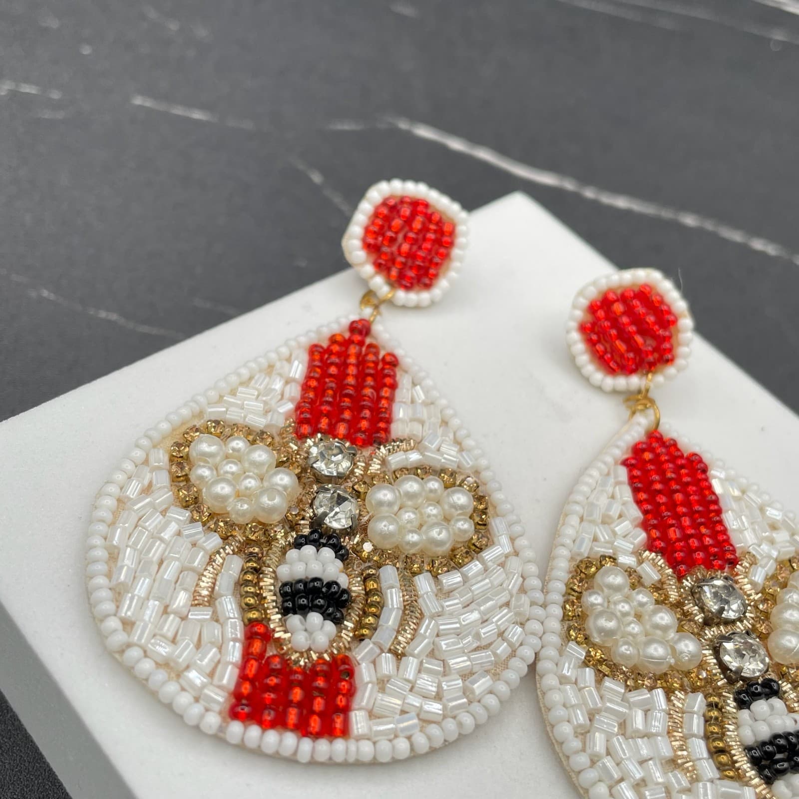 Contemporary Gold-Tone Bee Beaded Teardrop Dangle Drop Embellished Bee Earrings - Thumbnail 8