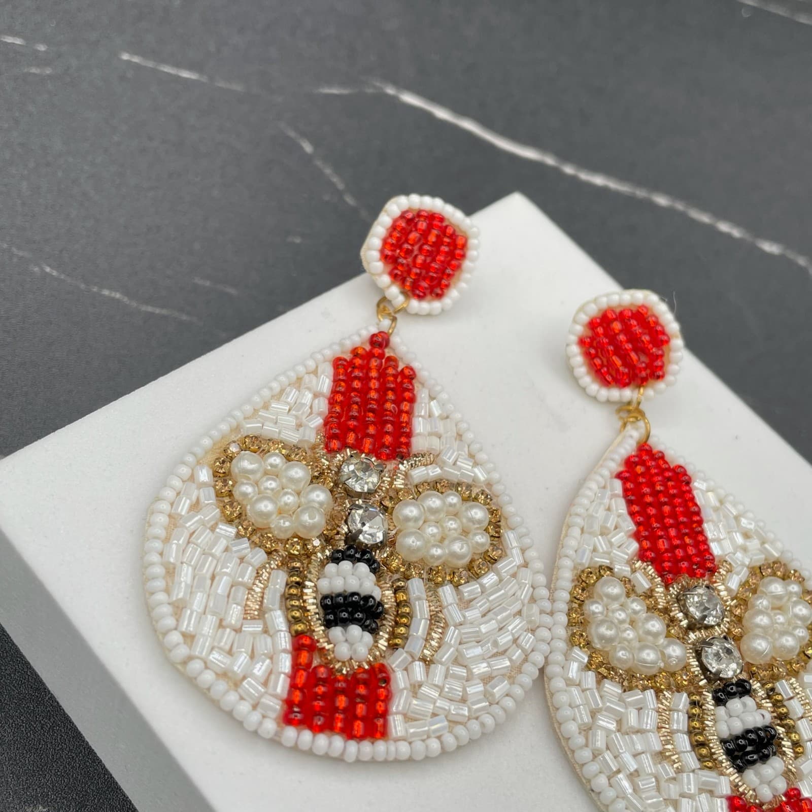 Contemporary Gold-Tone Bee Beaded Teardrop Dangle Drop Embellished Bee Earrings - Thumbnail 7