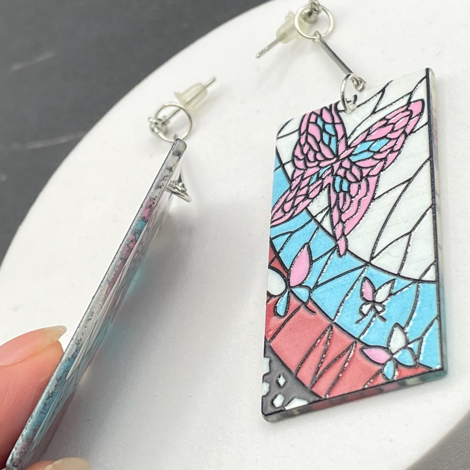 Vintage Butterfly Kanae Kocho Multicolor Graphic Fashion Cosplay Dangle Earrings - Thumbnail 3