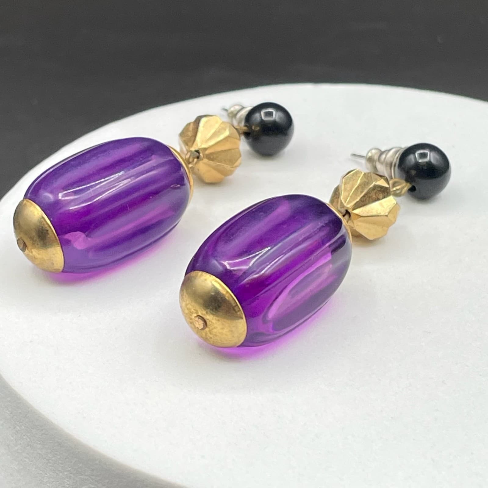 Vintage Gold-Tone Purple Plastic Barrel Bead Fashion Classic Dangle Earrings - Thumbnail 5