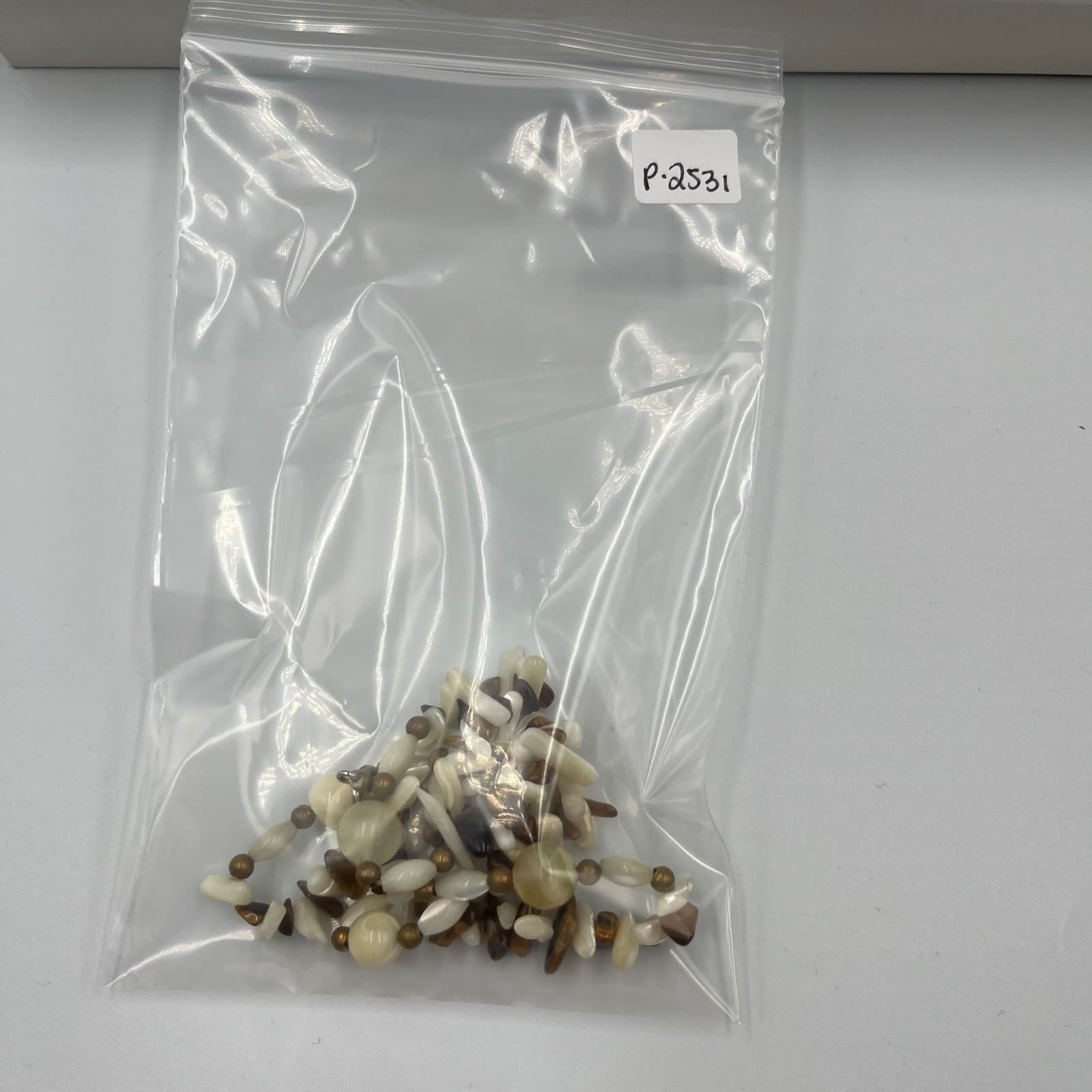 Vintage Mother of Pearl Tiger’s Eye Necklace Shell Chip Beaded Boho 1970s Beach - Thumbnail 8