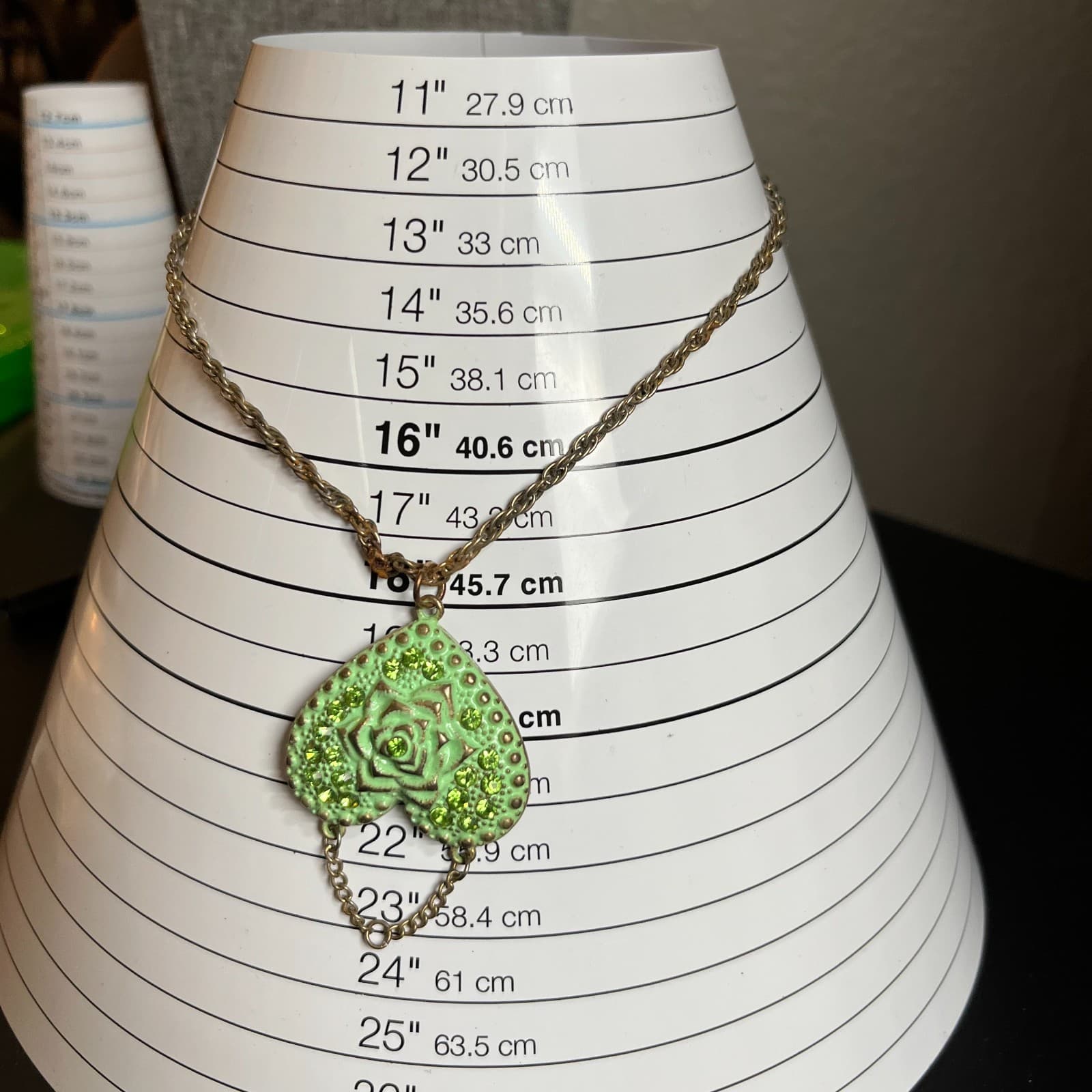 Vintage Enamel Heart Rose Necklace Green Rhinestone Victorian Revival Gold Tone - Thumbnail 7