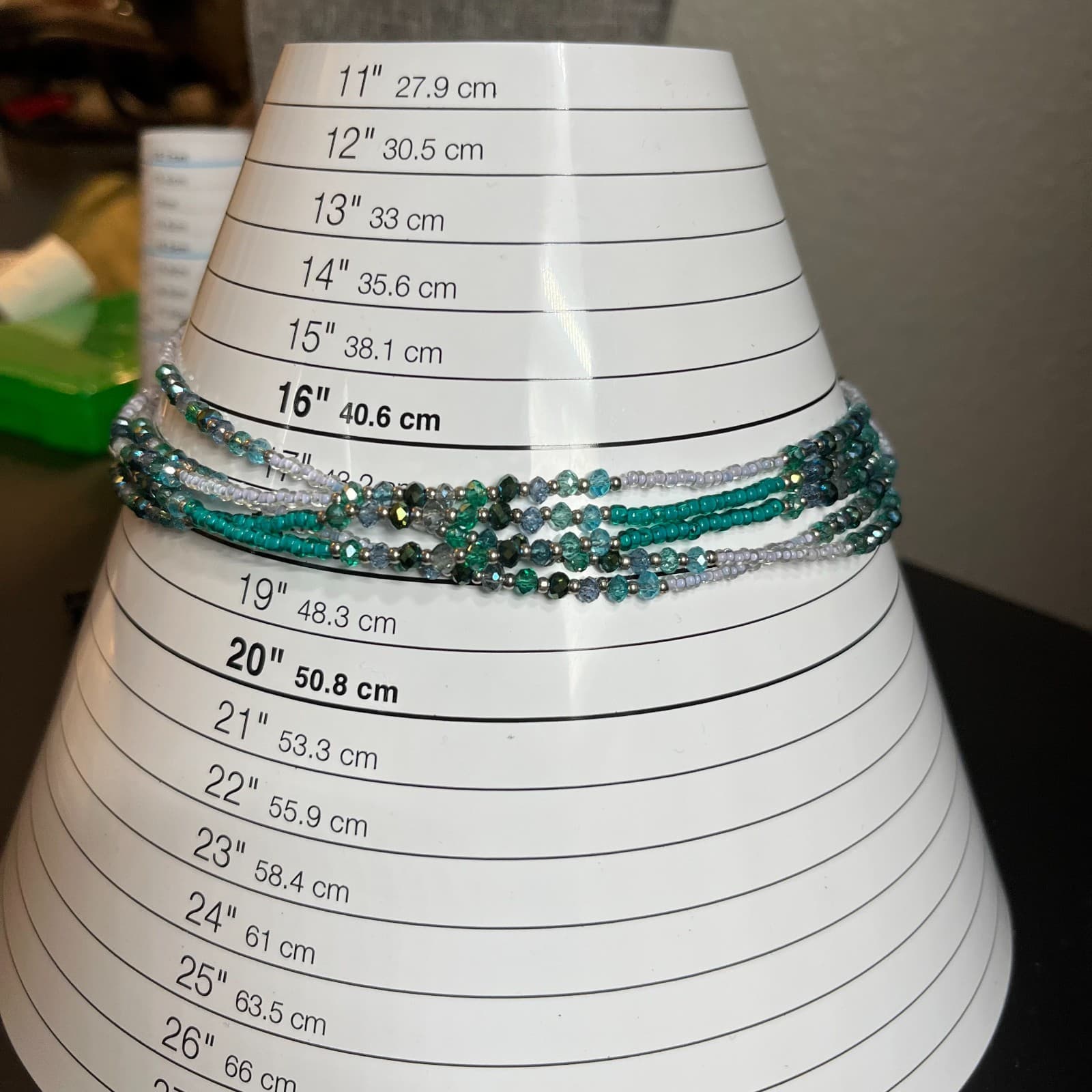 Vintage Green Enamel Heart Rose Necklace Rhinestone Victorian Revival Gold Tone - Thumbnail 9