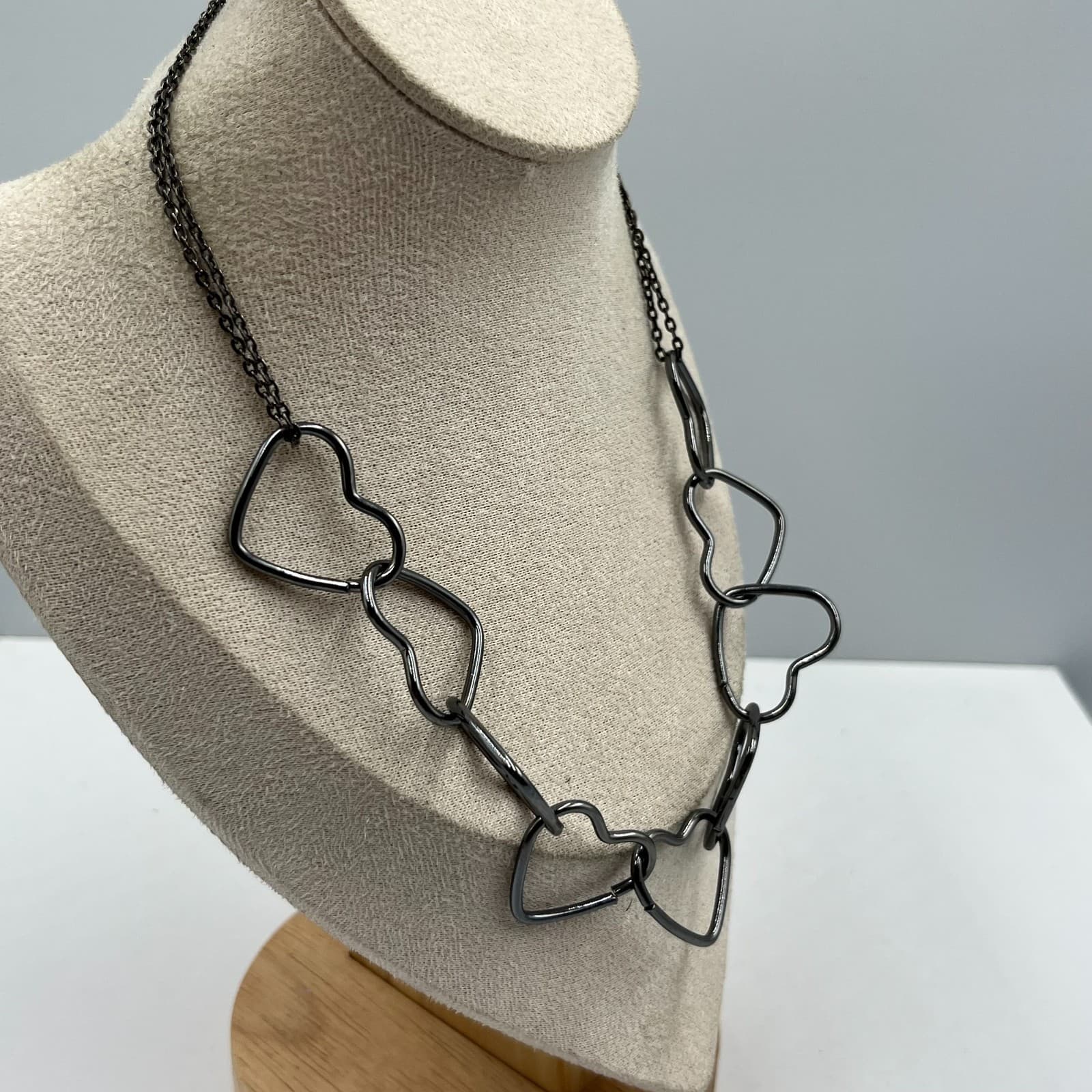 Vintage Silver Tone Interlocking Double Heart Necklace 18" Chain Love Valentine - Thumbnail 5