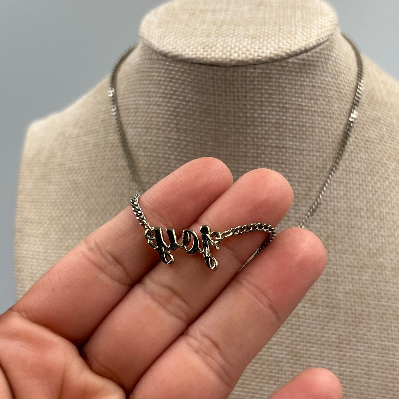 Vintage Lane Bryant "Joy" Script Necklace Silver Tone Rhinestone Pave Pendant 18 - Thumbnail 5