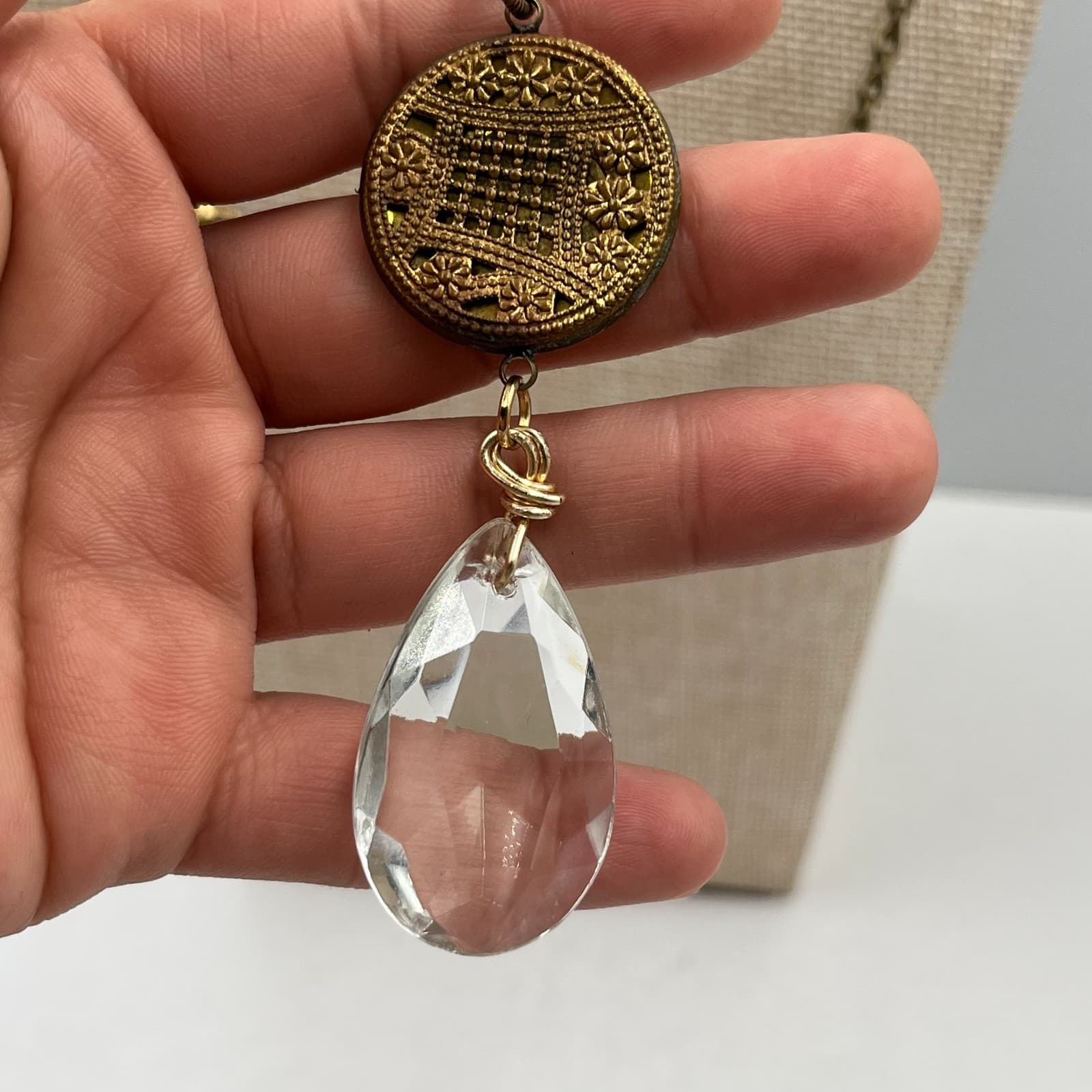 Vintage Style Brass Teardrop Necklace Faceted Glass Crystal Pendant Long Stateme - Thumbnail 5