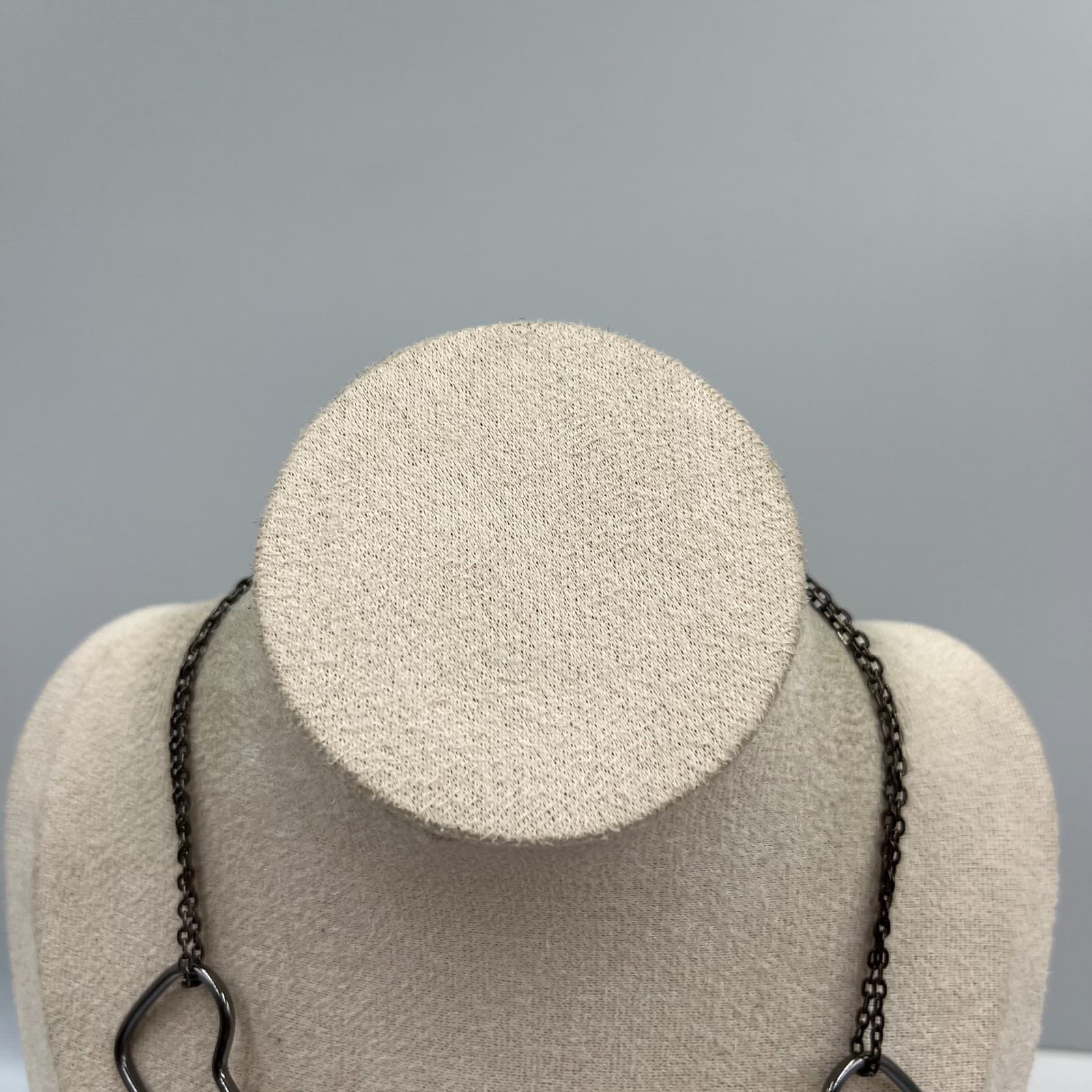 Vintage Silver Tone Interlocking Double Heart Necklace 18" Chain Love Valentine - Thumbnail 2