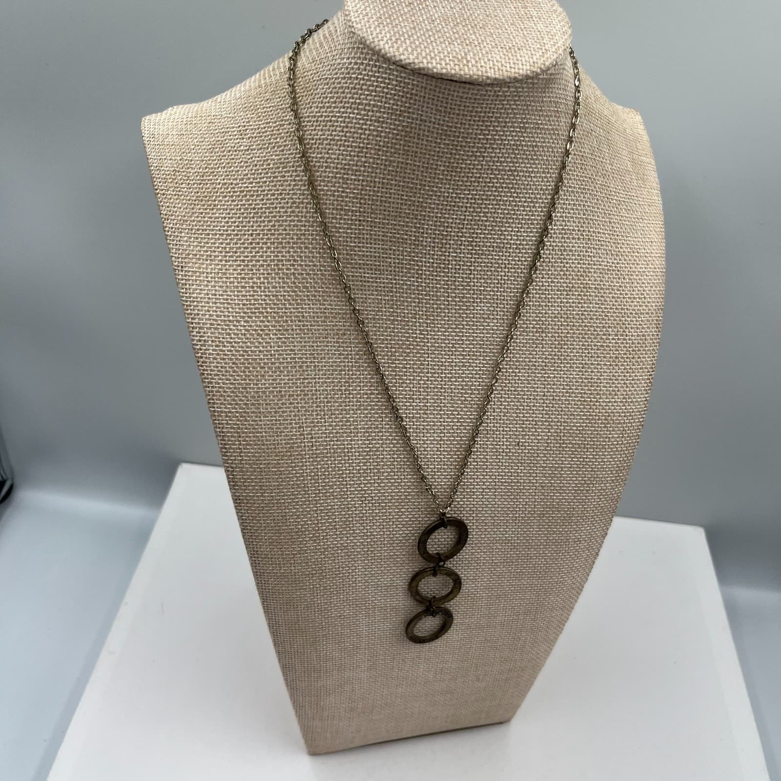 Vintage Faith Joy Harmony Triple Ring Pendant Necklace Mixed Metal Inspirational - Thumbnail 5