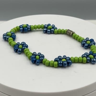 Vintage Blue Green Flower Beaded Bracelet Seed Bead Daisy Magnetic Clasp Boho - Thumbnail 5