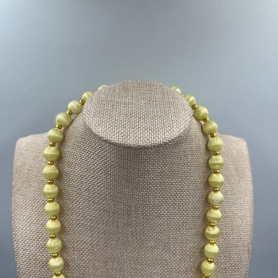 Vintage Yellow Beaded Necklace Satin Finish Round Beads Gold Tone Spacers 28-30" - Thumbnail 2