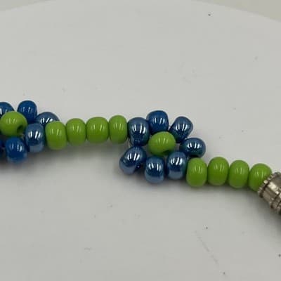 Vintage Blue Green Flower Beaded Bracelet Seed Bead Daisy Magnetic Clasp Boho - Thumbnail 3