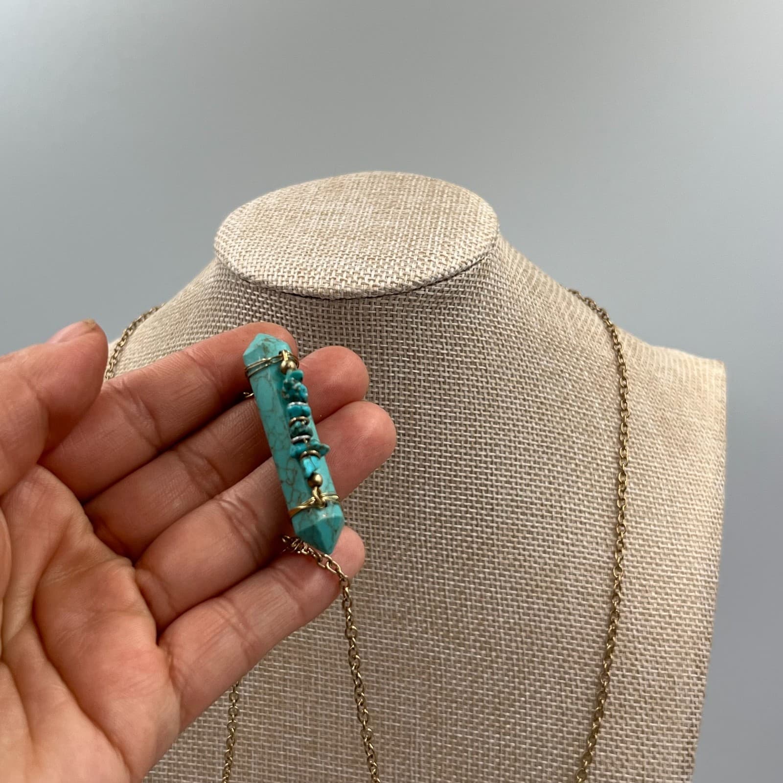 Vintage Turquoise Crystal Point Necklace Wire Wrapped Gold Tone Boho Jewelry Gif - Thumbnail 5