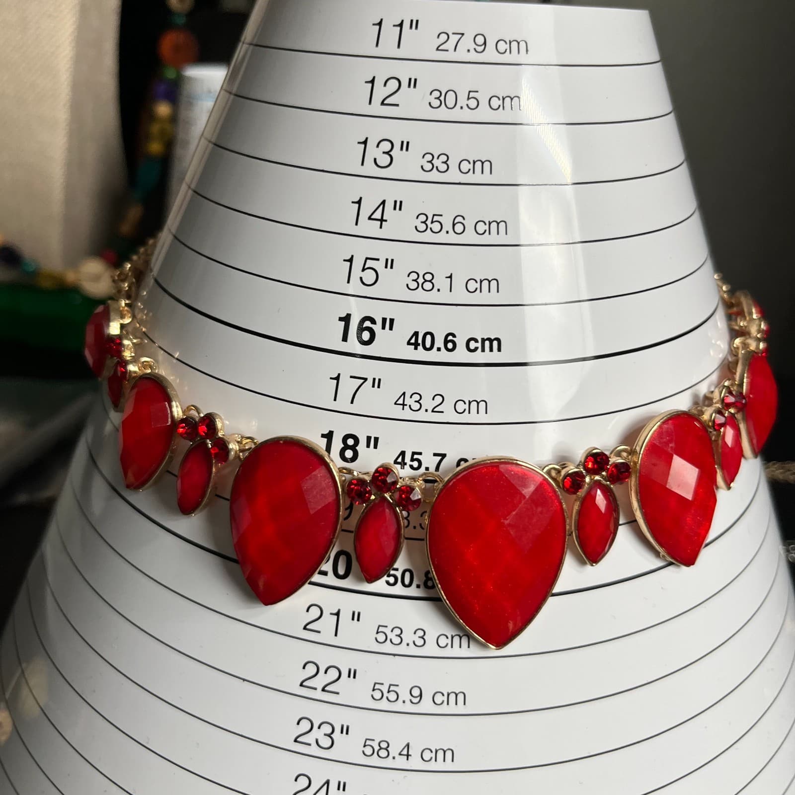 Vintage Red Teardrop Statement Necklace Gold Tone Faceted Gemstone Bold - Thumbnail 8