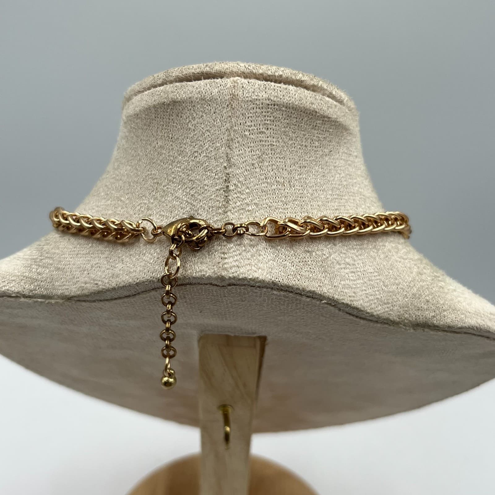 Vintage Red Teardrop Statement Necklace Gold Tone Faceted Gemstone Bold - Thumbnail 7