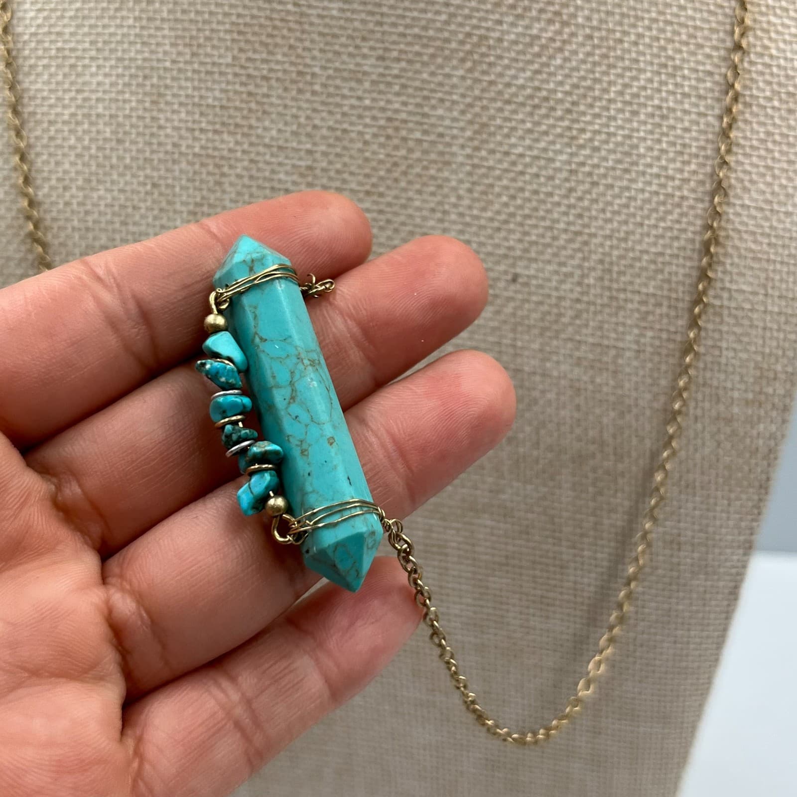 Vintage Turquoise Crystal Point Necklace Wire Wrapped Gold Tone Boho Jewelry Gif - Thumbnail 4