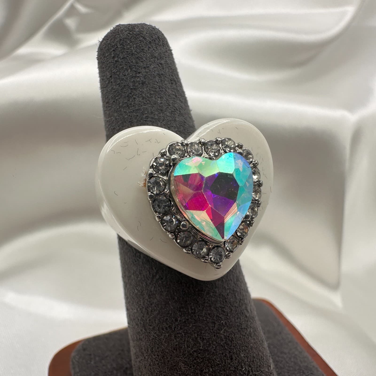 Vintage Y2K Rhinestone Heart Ring Statement Retro Women's Classic Jewelry - Image 1