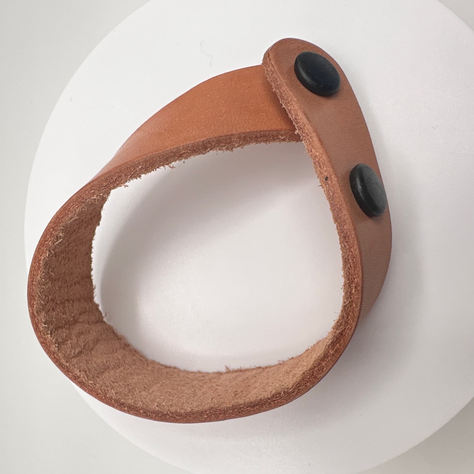 Vintage 90s Brown Leather Cuff Bracelet Set Snap Closure Minimalist Boho Jewelry - Thumbnail 2