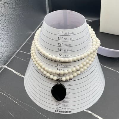 Vintage White Howlite Beads Triple-Stranded Black Faceted Onyx Pendant Necklace - Thumbnail 11