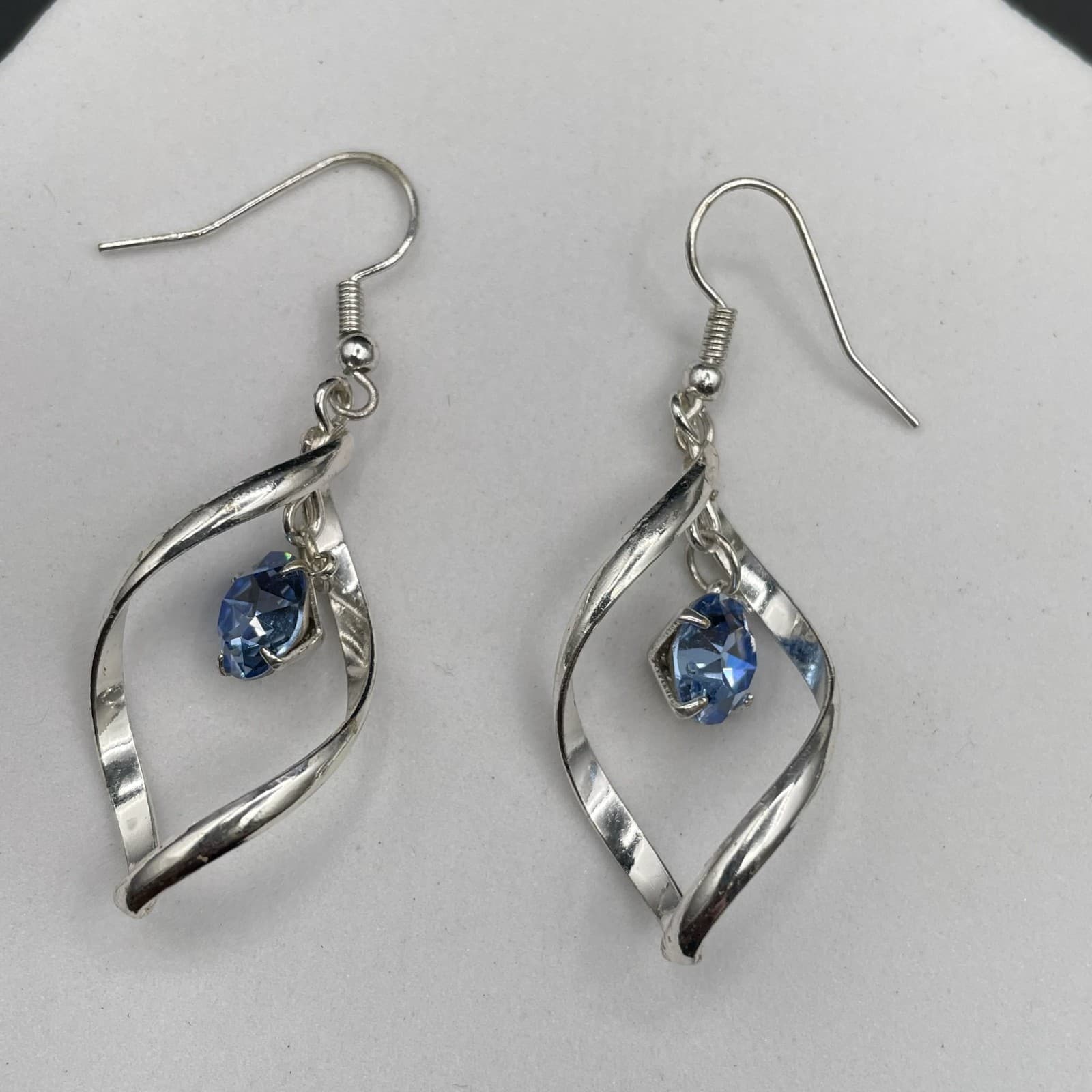 Silver-Tone Classic Faceted Glass Bead Twisted Loop Drop French Hook Earrings - Thumbnail 3