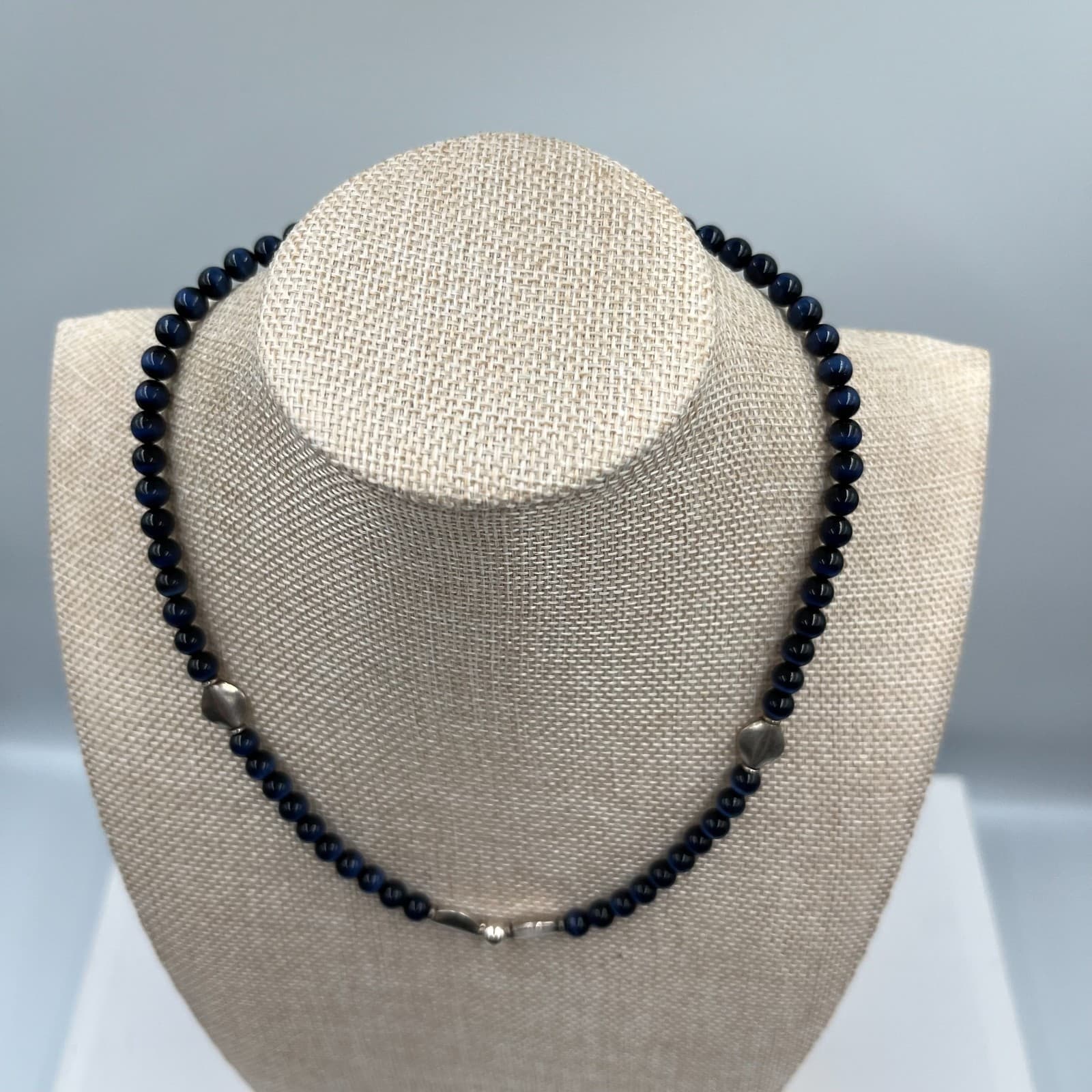 Vintage Blue Tiger’s Eye Beaded Necklace Hawk’s Eye Chatoyant Gemstone Silver - Thumbnail 2