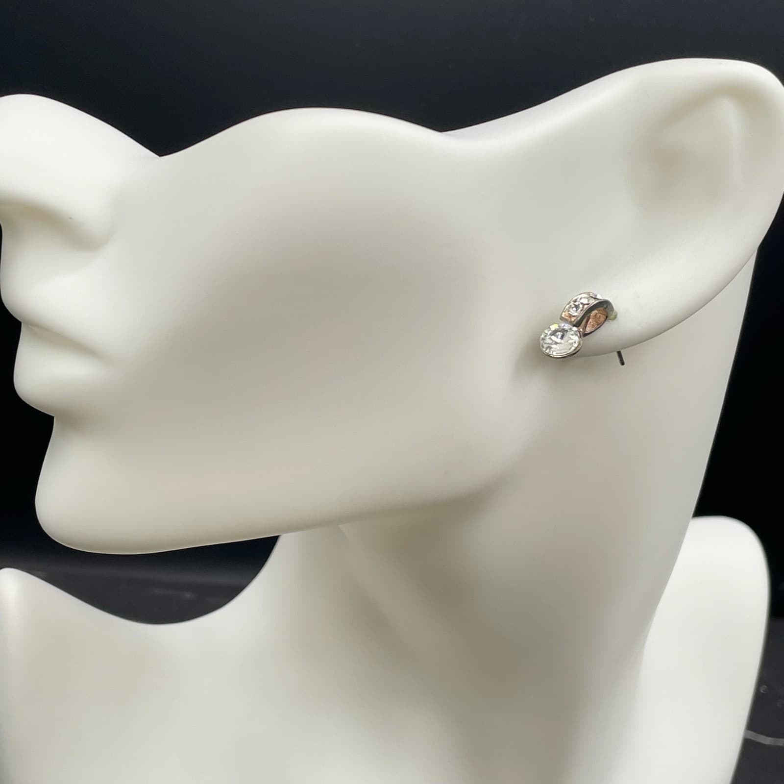 Fashion Silver-Tone Crystal Embellished Butterfly Back J-Hoop Studs Earrings - Thumbnail 9