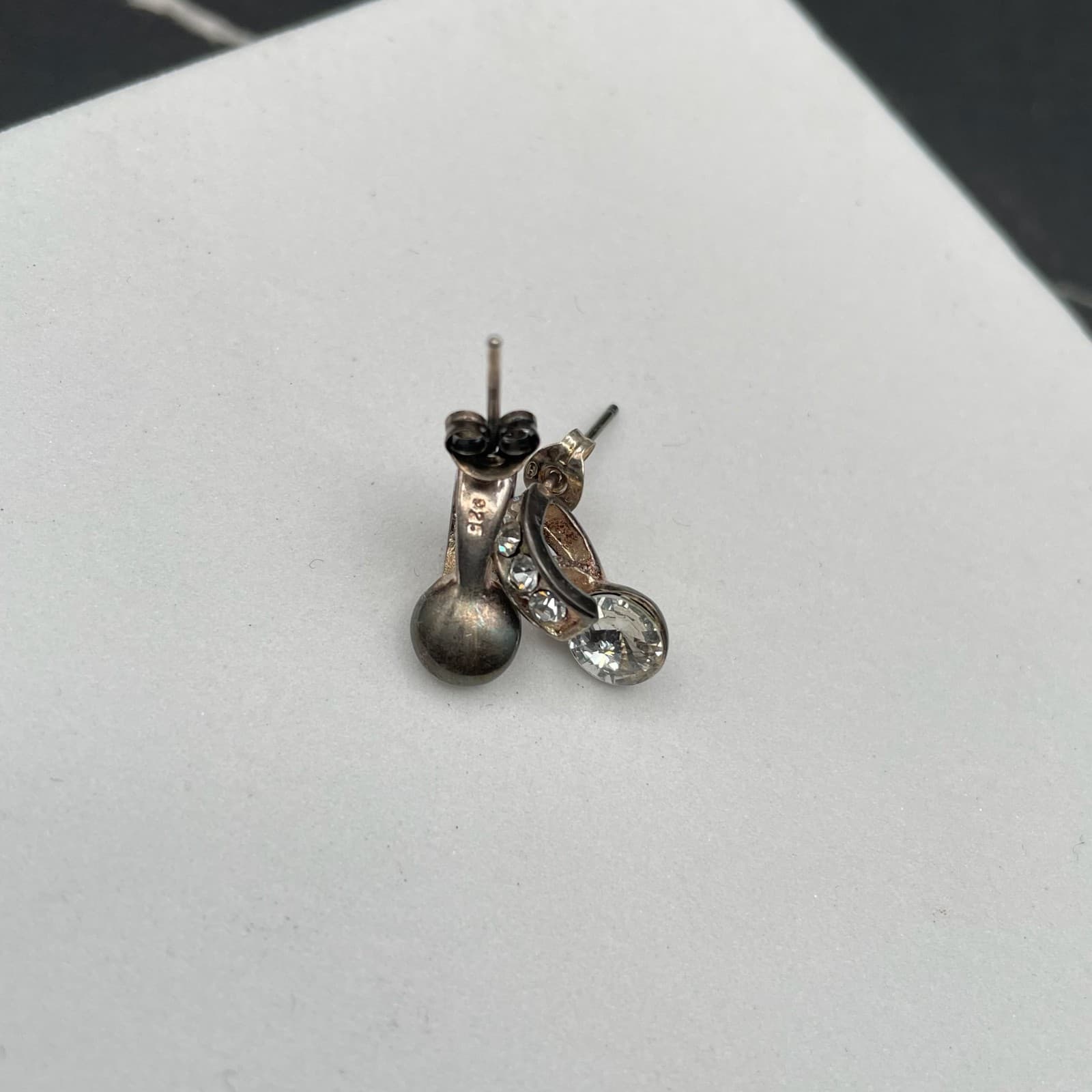 Fashion Silver-Tone Crystal Embellished Butterfly Back J-Hoop Studs Earrings - Thumbnail 11