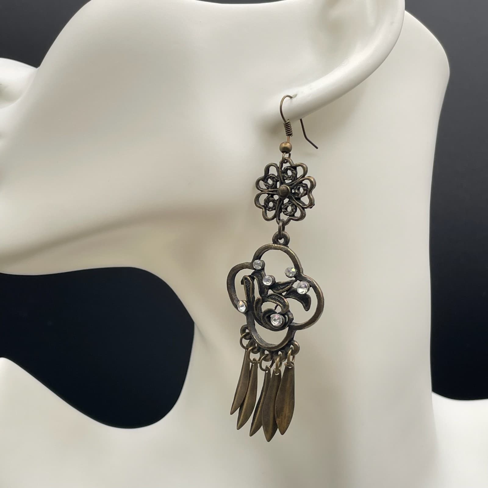 Vintage Bronze-Tone Rhinestone Floral Quatrefoil Swords Tassel Dangle Earrings - Thumbnail 10