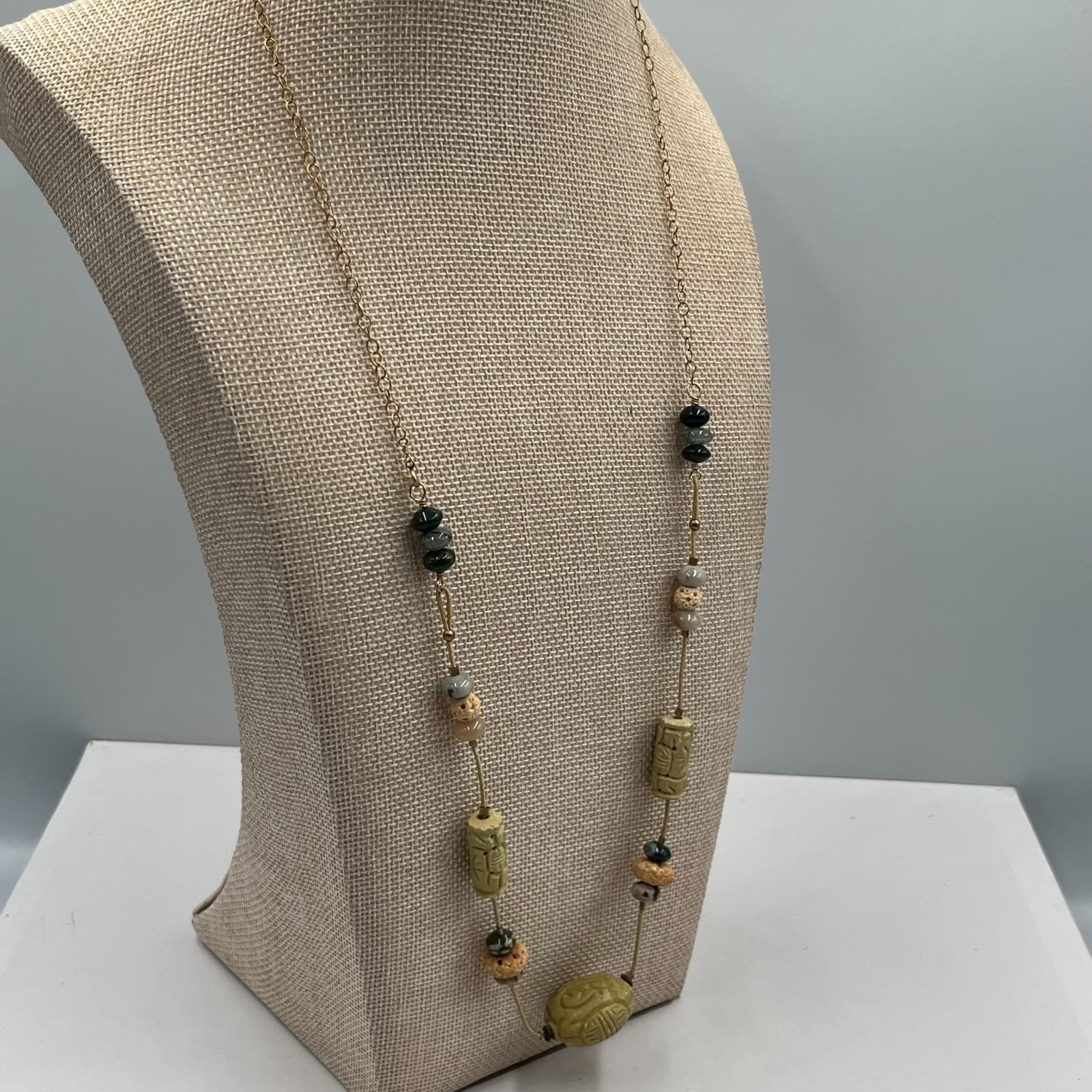 Vintage Egyptian Revival Scarab Necklace Multi-Stone Carved Glass Gold Tone 18" - Thumbnail 5